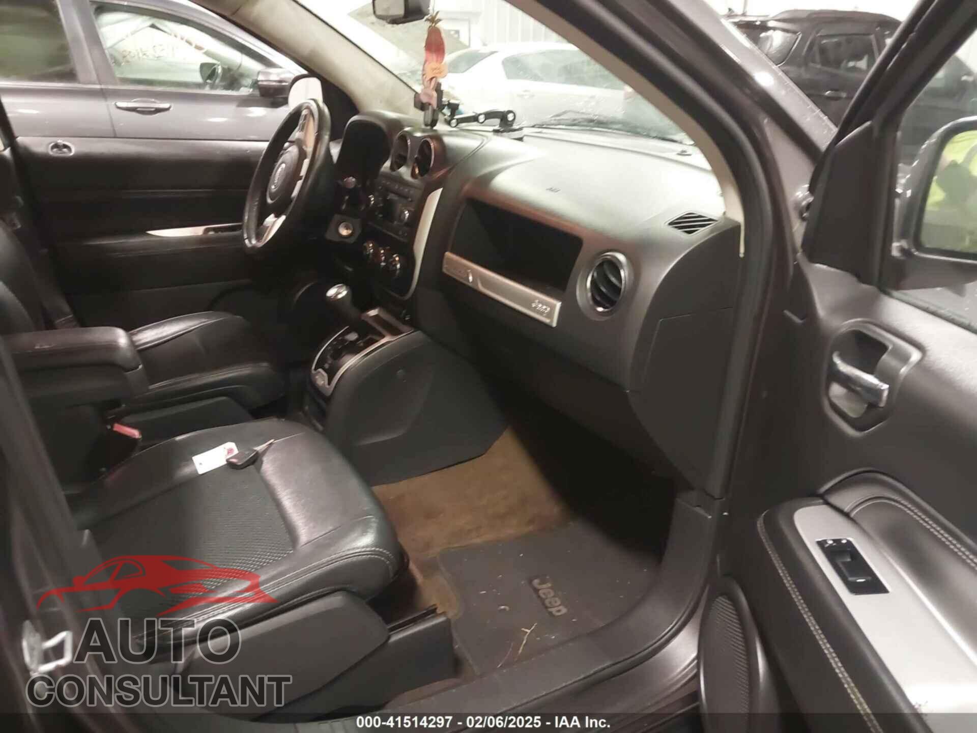 JEEP COMPASS 2016 - 1C4NJCEA2GD615044