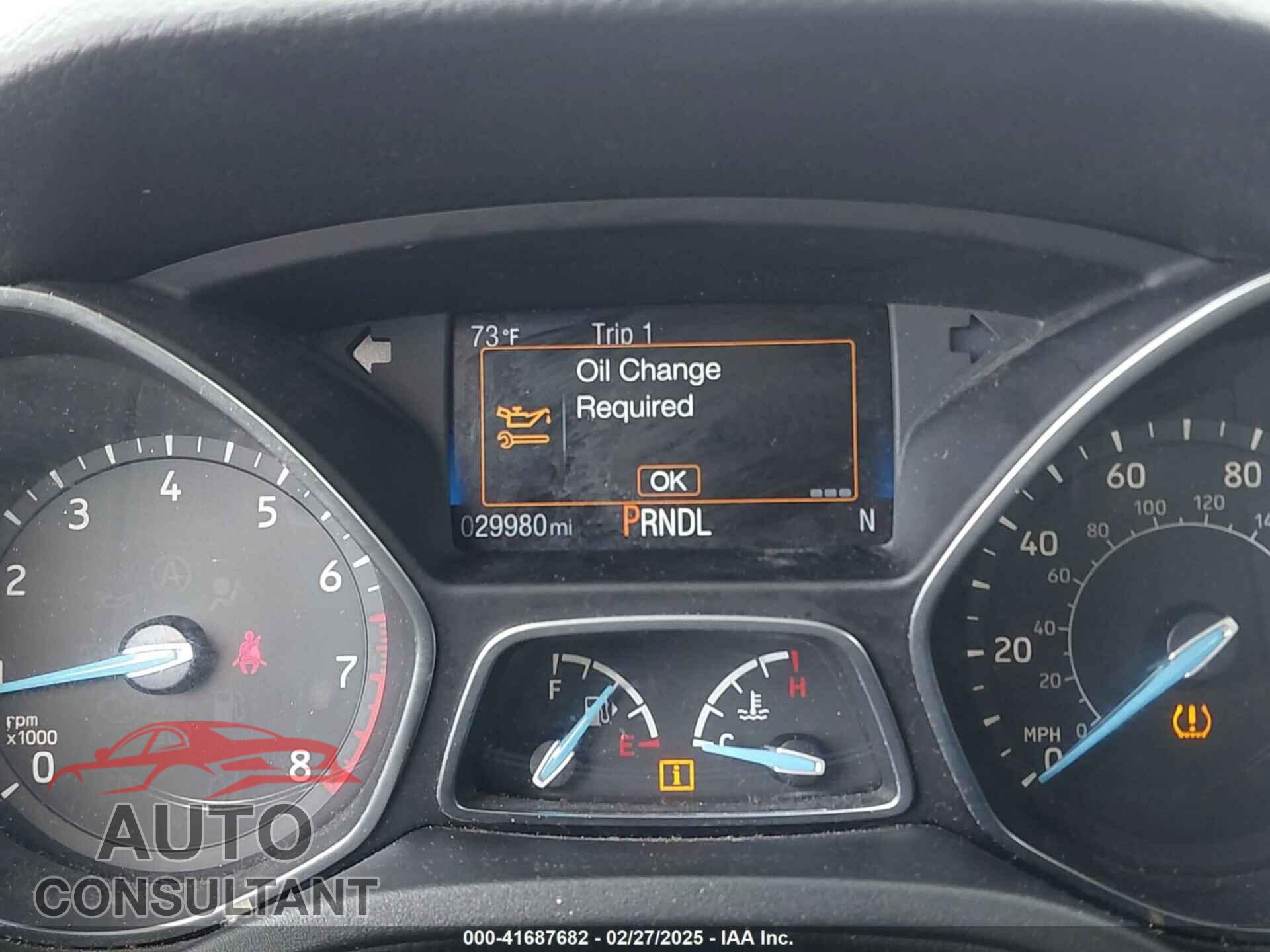 FORD FOCUS 2018 - 1FADP3F2XJL246535
