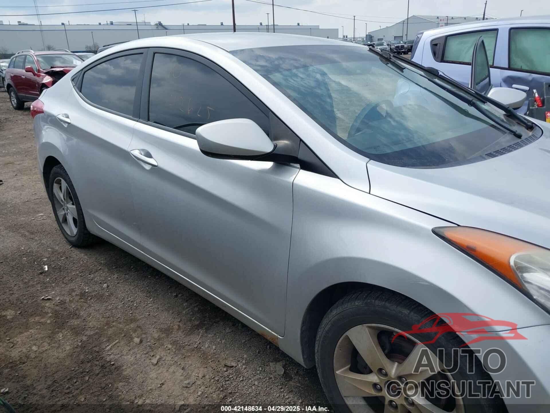 HYUNDAI ELANTRA 2011 - KMHDH4AE1BU127679