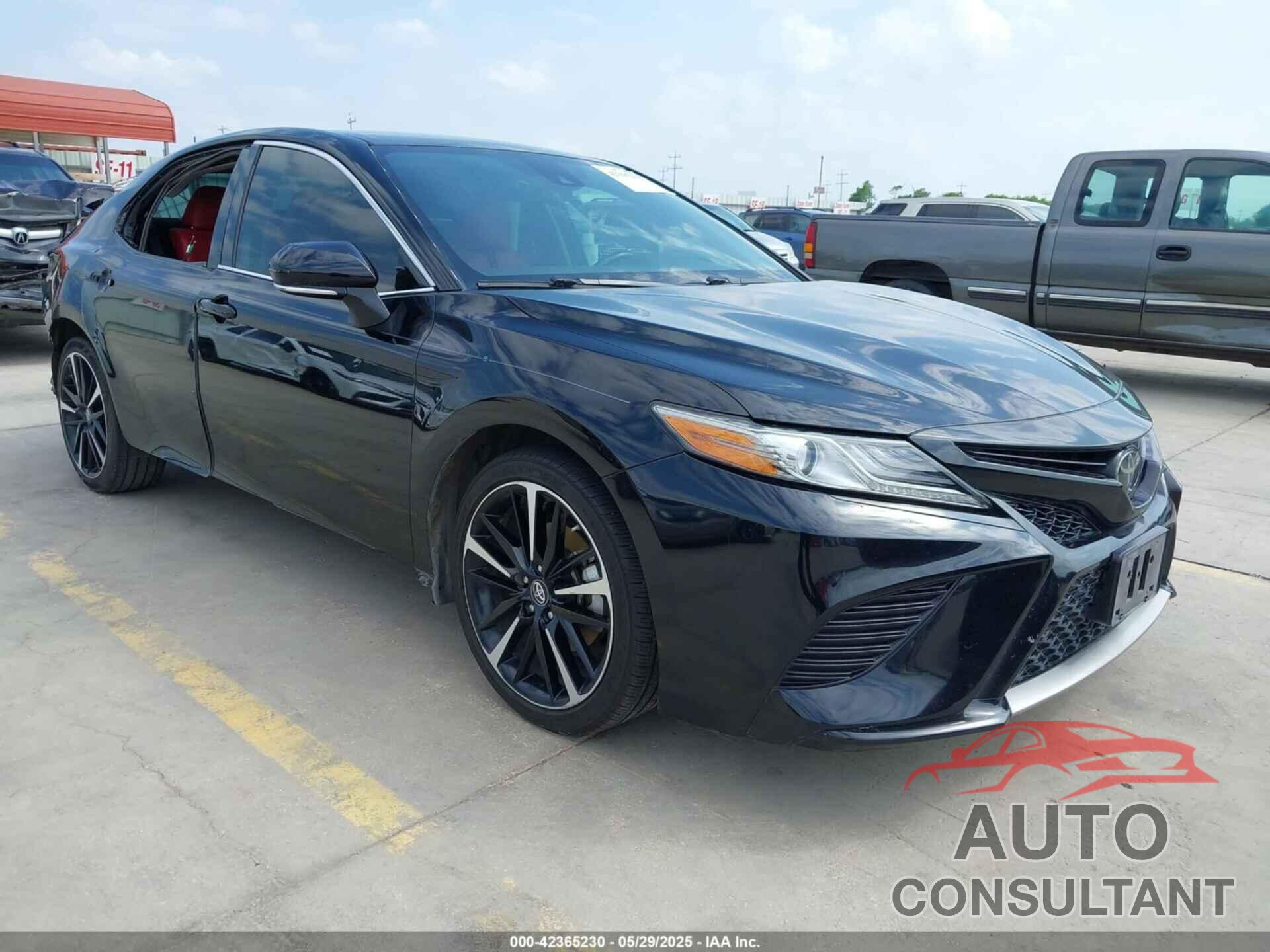 TOYOTA CAMRY 2019 - 4T1B61HK0KU766899