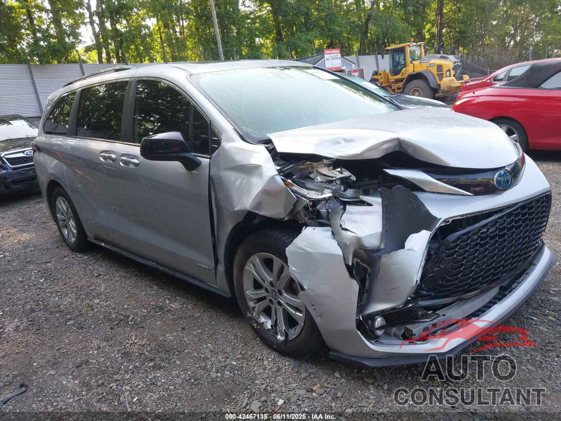 TOYOTA SIENNA 2021 - 5TDDSKFC1MS026604