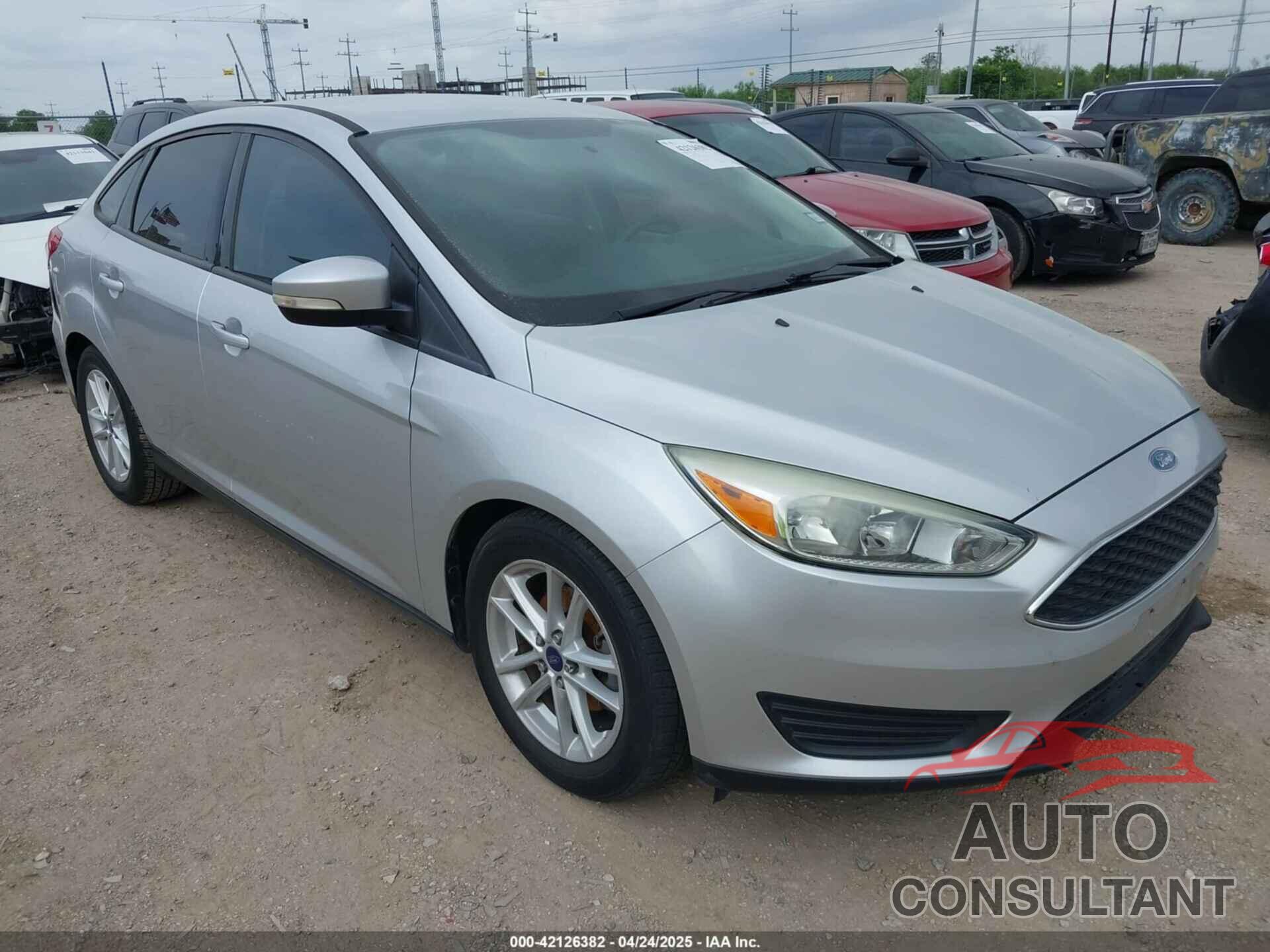 FORD FOCUS 2015 - 1FADP3F25FL293401