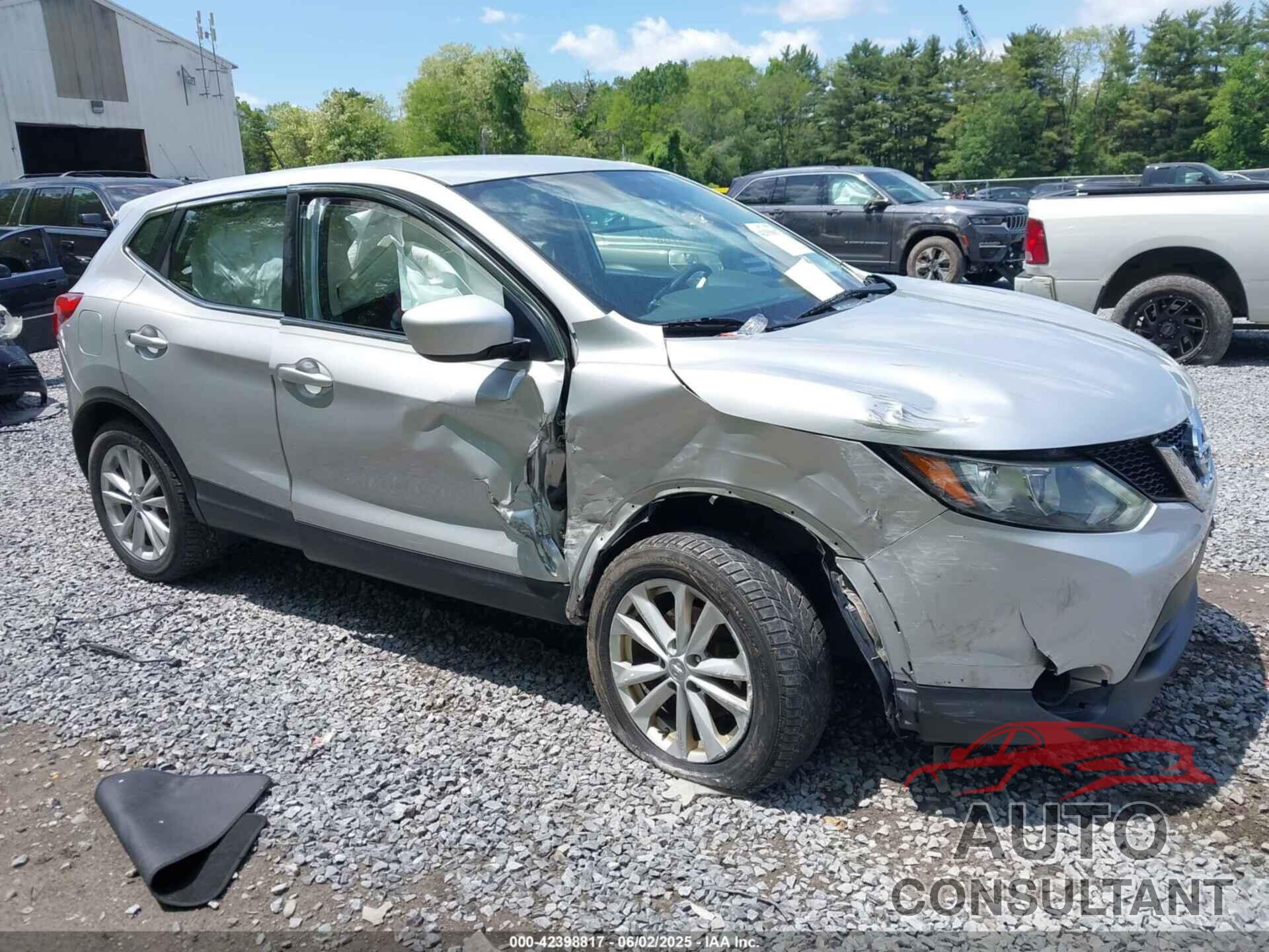 NISSAN ROGUE SPORT 2017 - JN1BJ1CP0HW026047