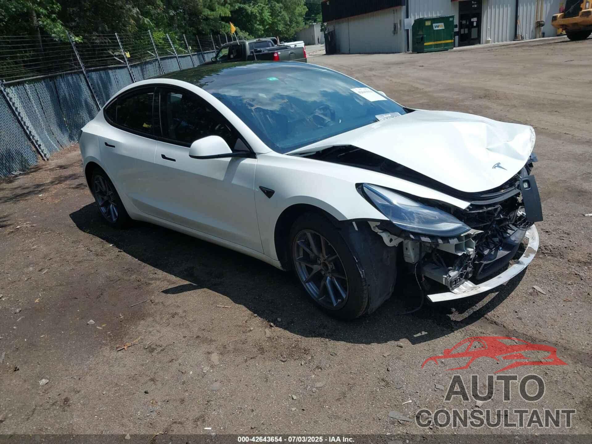 TESLA MODEL 3 2022 - 5YJ3E1EA9NF321212