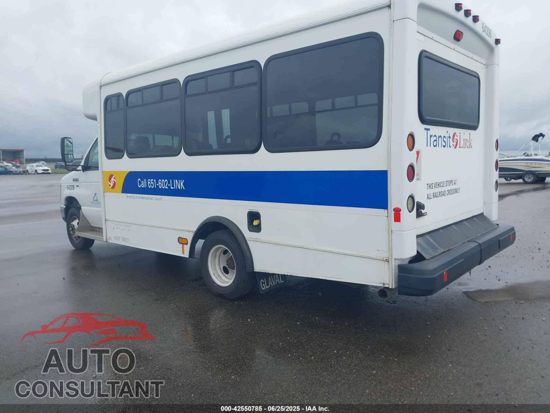 FORD ECONOLINE 2015 - 1FDEE4FL7FDA23823