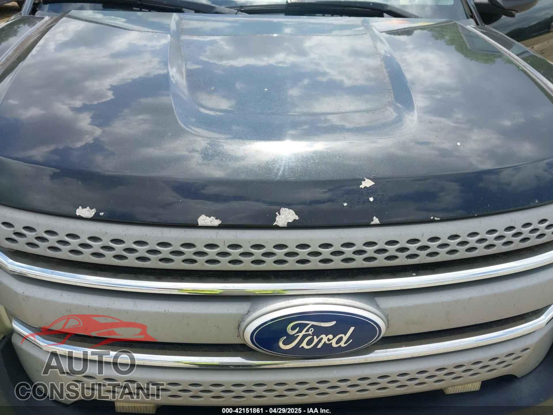 FORD EXPLORER 2011 - 1FMHK8B82BGA33523