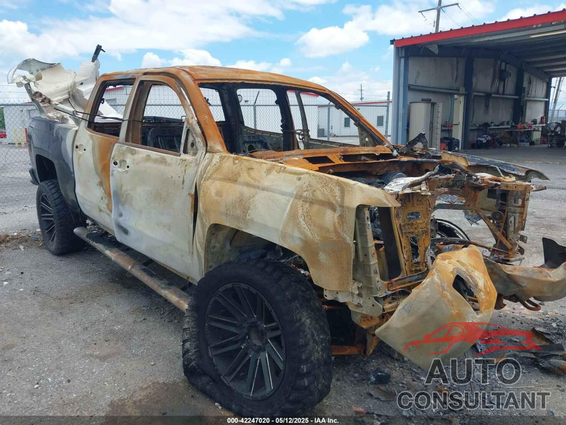 CHEVROLET SILVERADO 1500 2016 - 3GCUKREC8GG289167