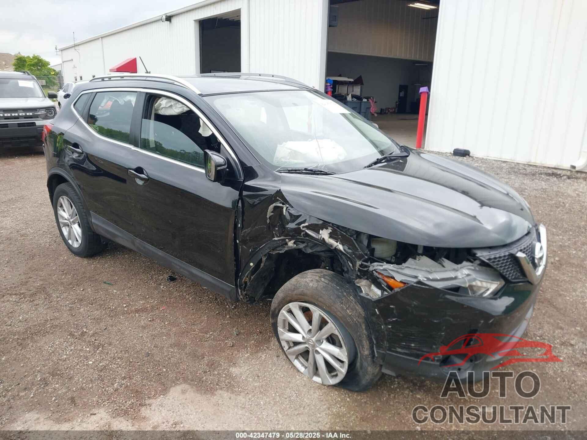 NISSAN ROGUE SPORT 2017 - JN1BJ1CR8HW139908