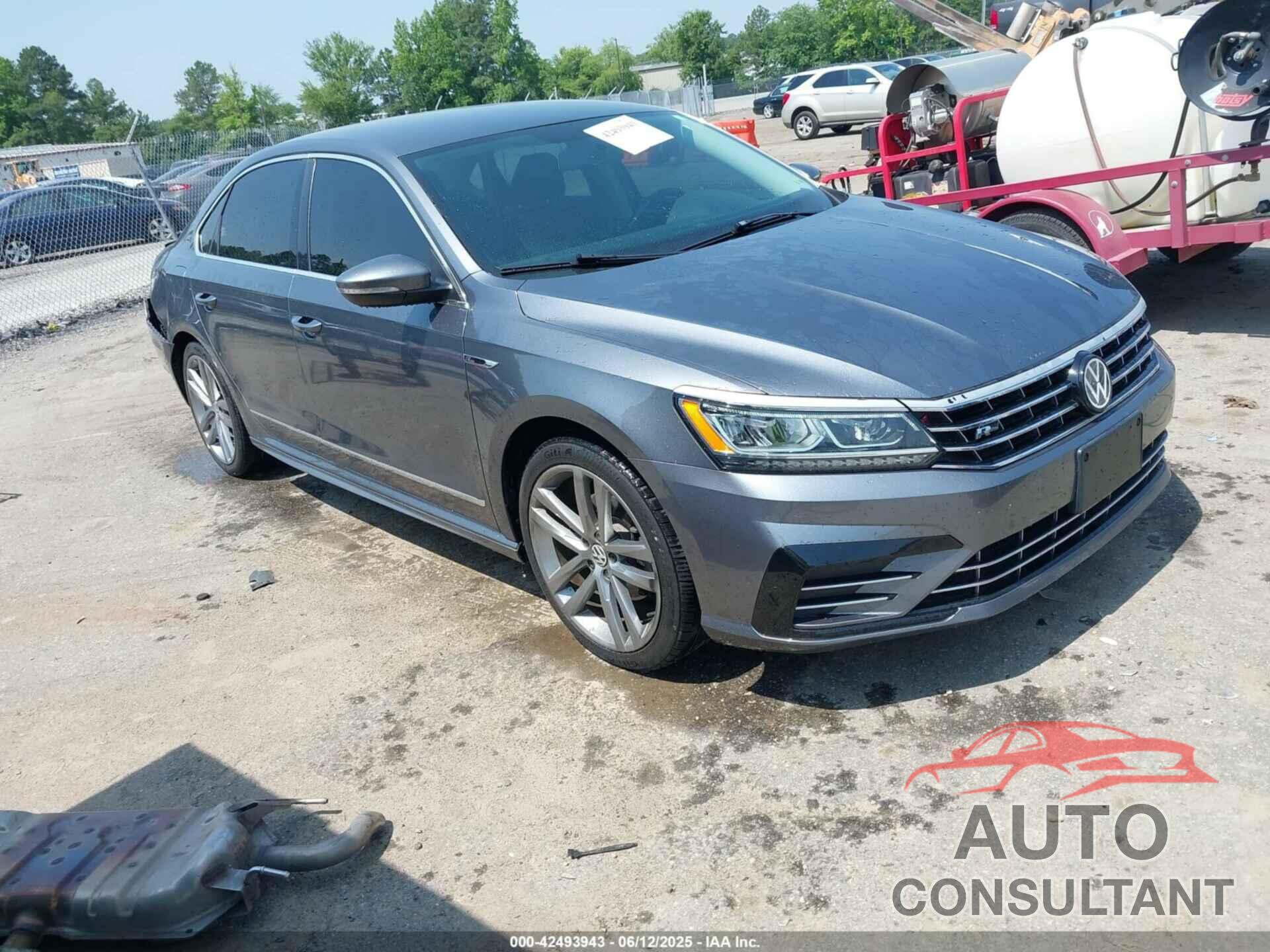 VOLKSWAGEN PASSAT 2017 - 1VWDT7A30HC037681