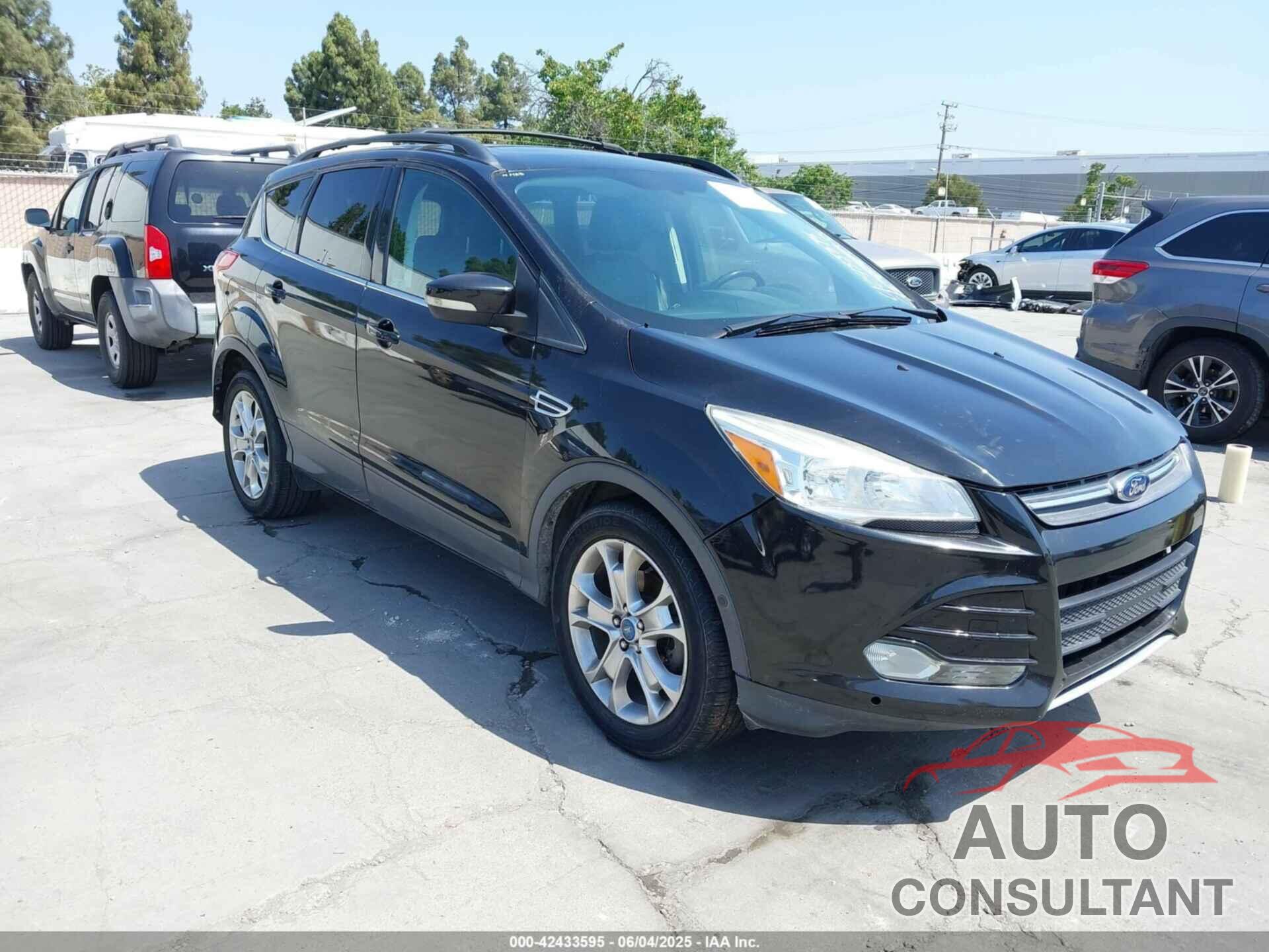 FORD ESCAPE 2013 - 1FMCU0HX7DUB83880