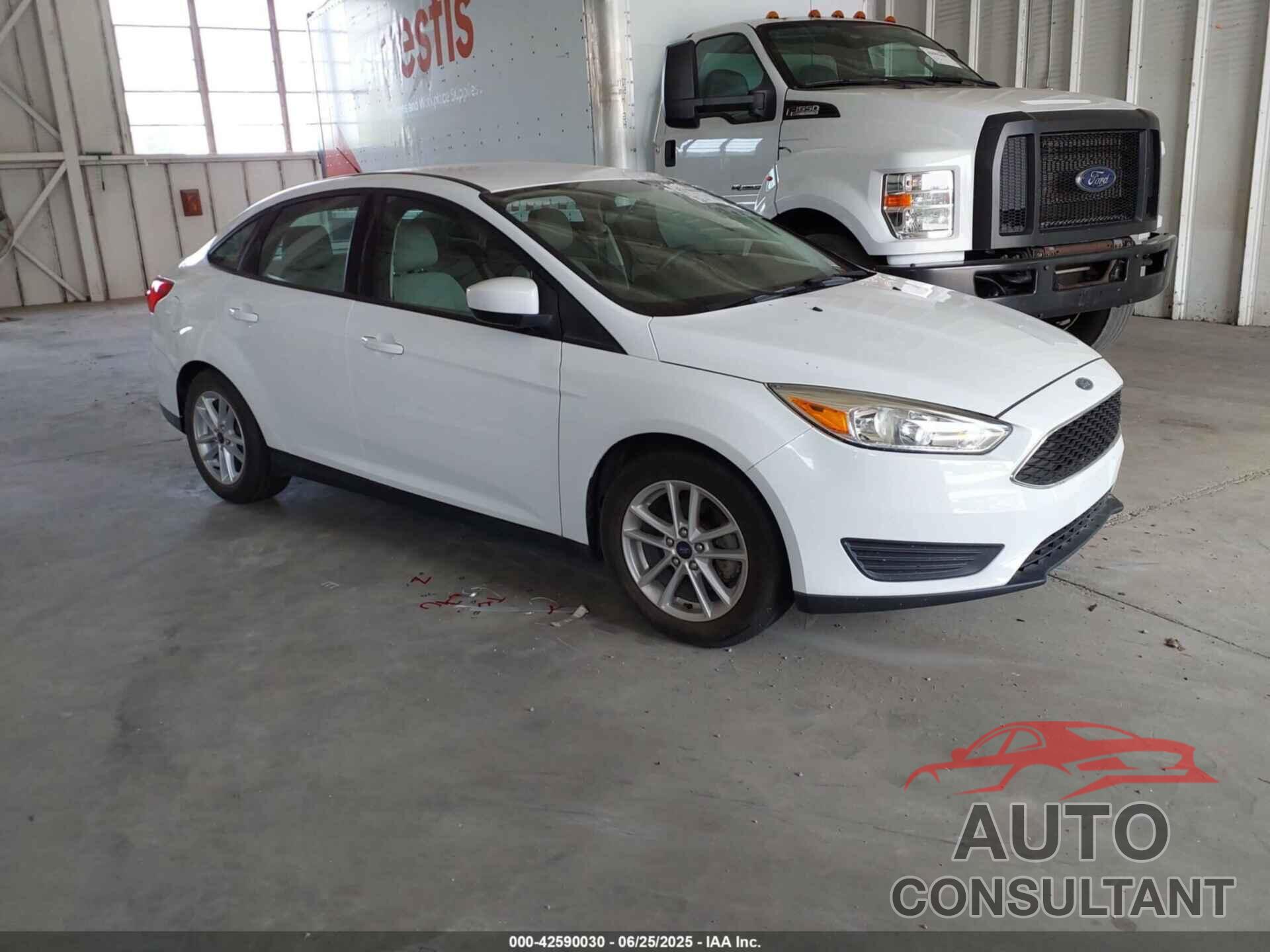 FORD FOCUS 2018 - 1FADP3F28JL212755