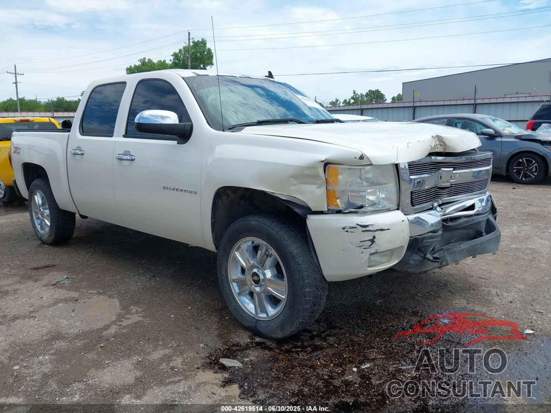 CHEVROLET SILVERADO 1500 2011 - 3GCPKSE37BG356788