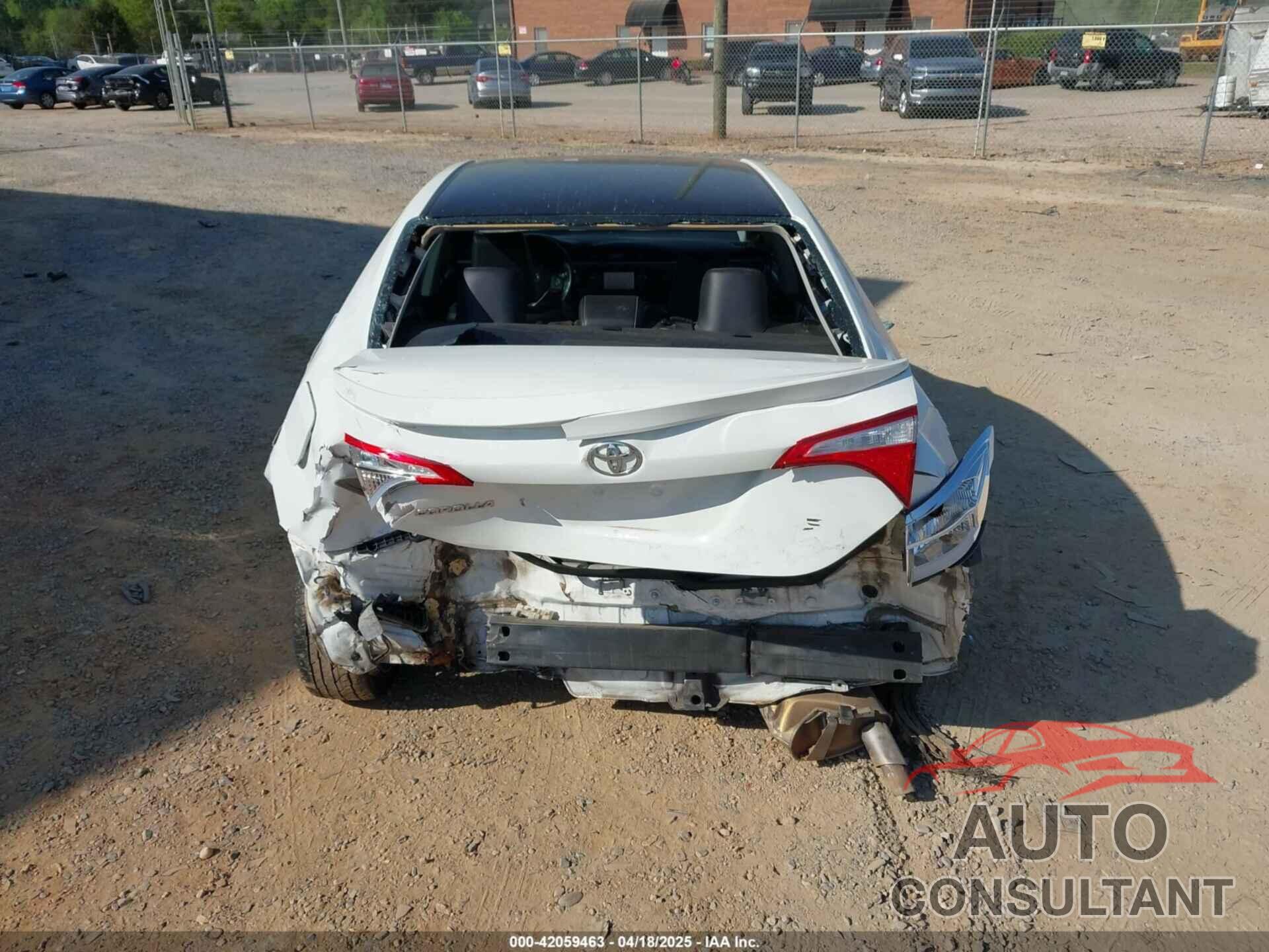 TOYOTA COROLLA 2015 - 5YFBURHE4FP278884