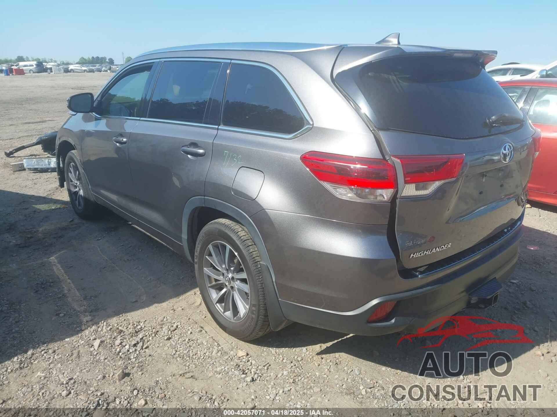 TOYOTA HIGHLANDER 2017 - 5TDKZRFHXHS523583
