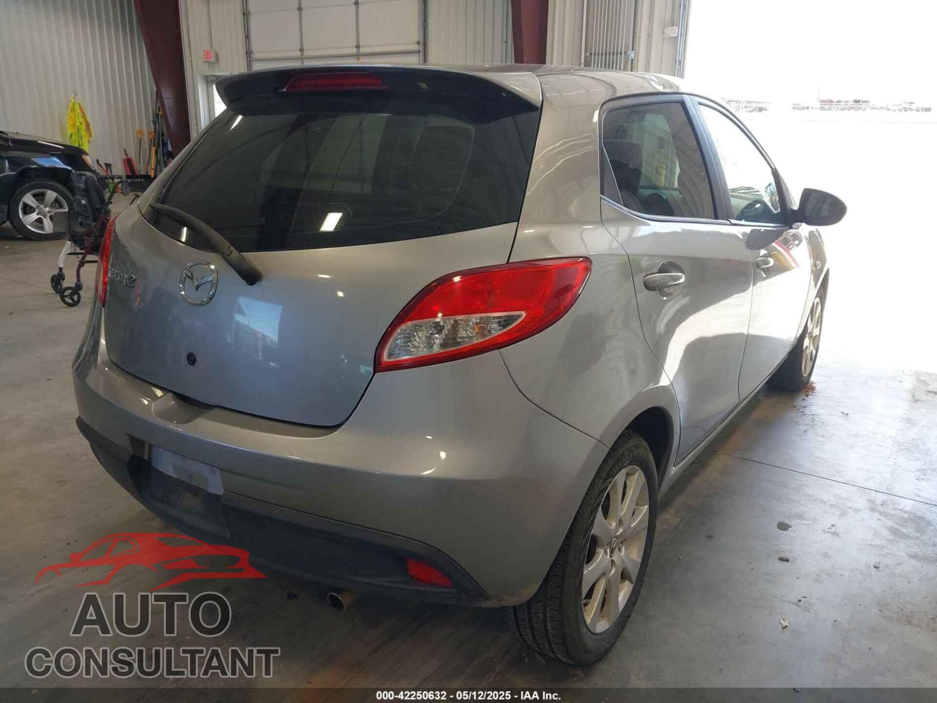 MAZDA MAZDA2 2014 - JM1DE1LY2E0174833