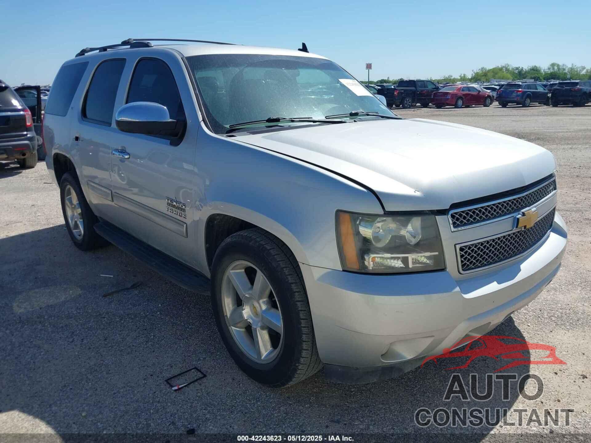 CHEVROLET TAHOE 2011 - 1GNSCBE05BR190310