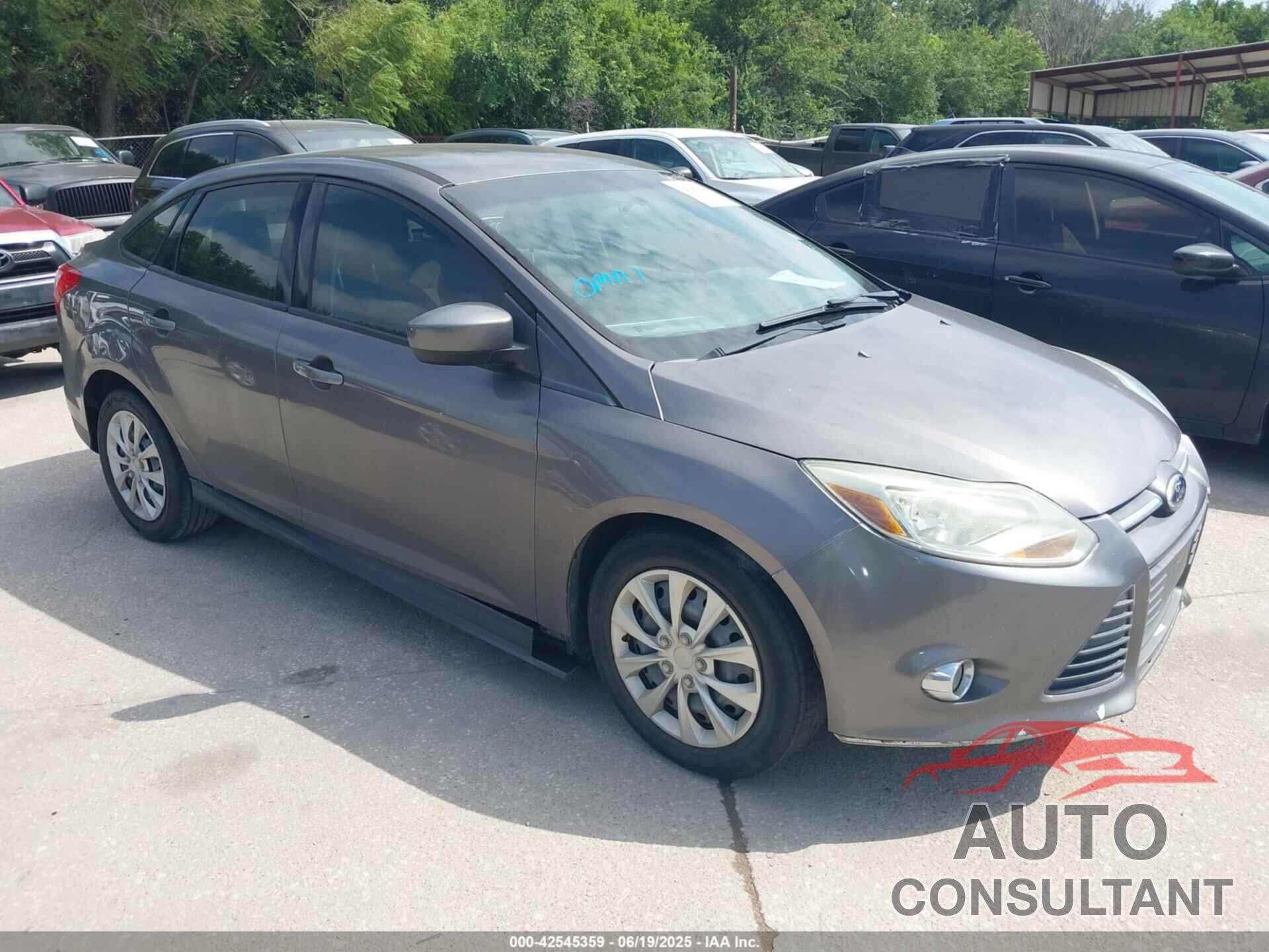 FORD FOCUS 2012 - 1FAHP3F24CL294391