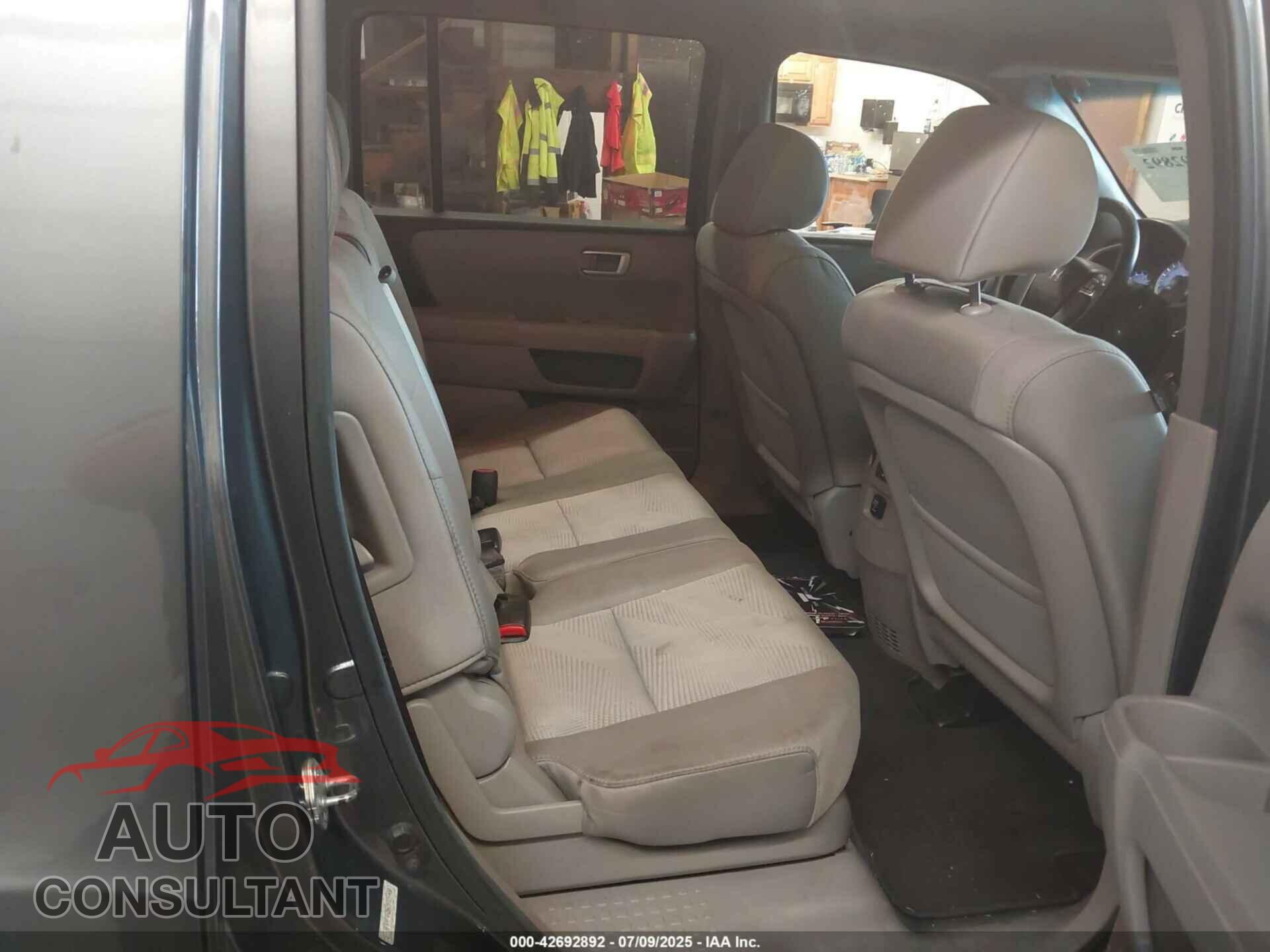 HONDA PILOT 2012 - 5FNYF4H26CB025408