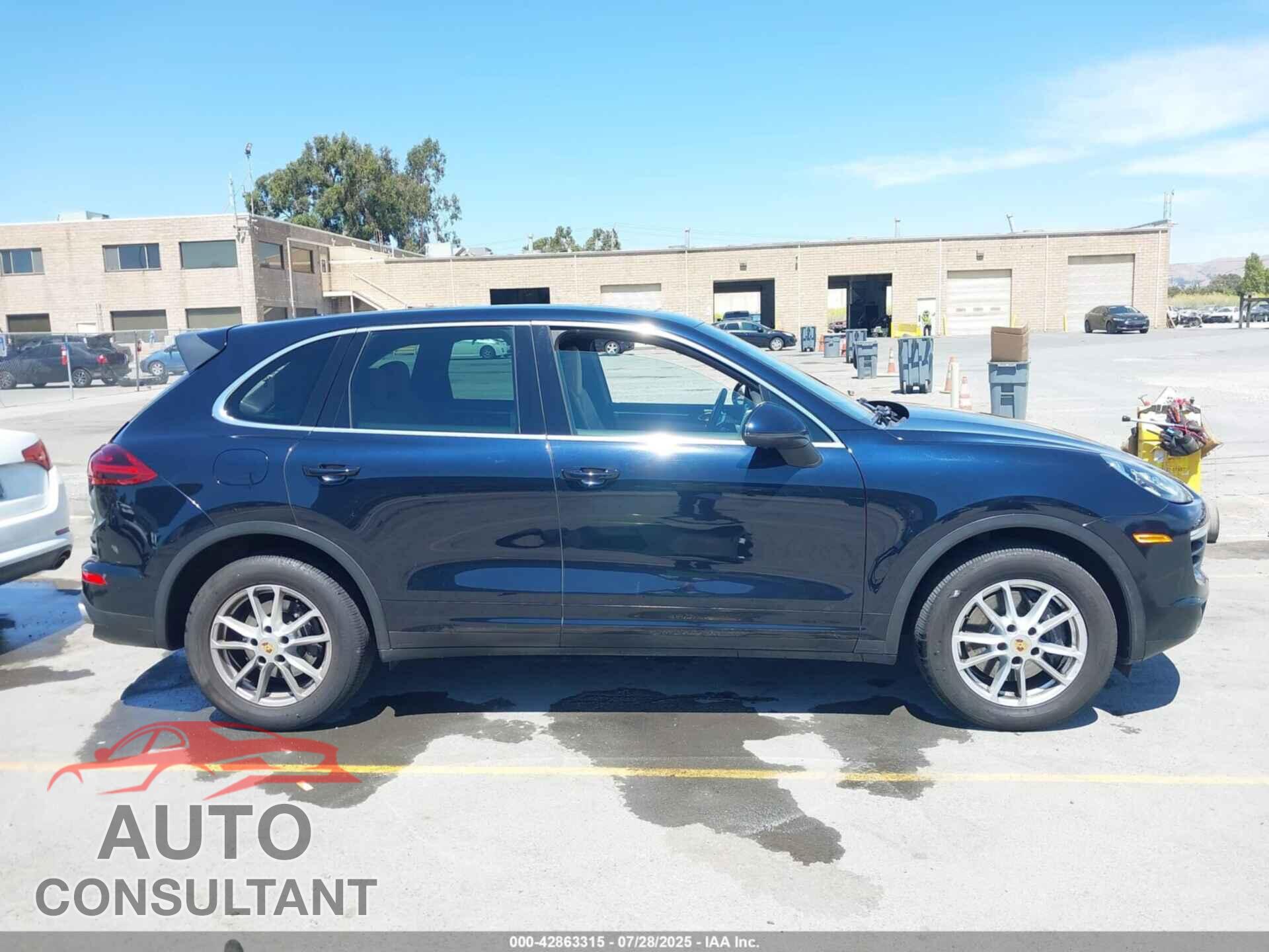 PORSCHE CAYENNE 2017 - WP1AA2A26HKA89780