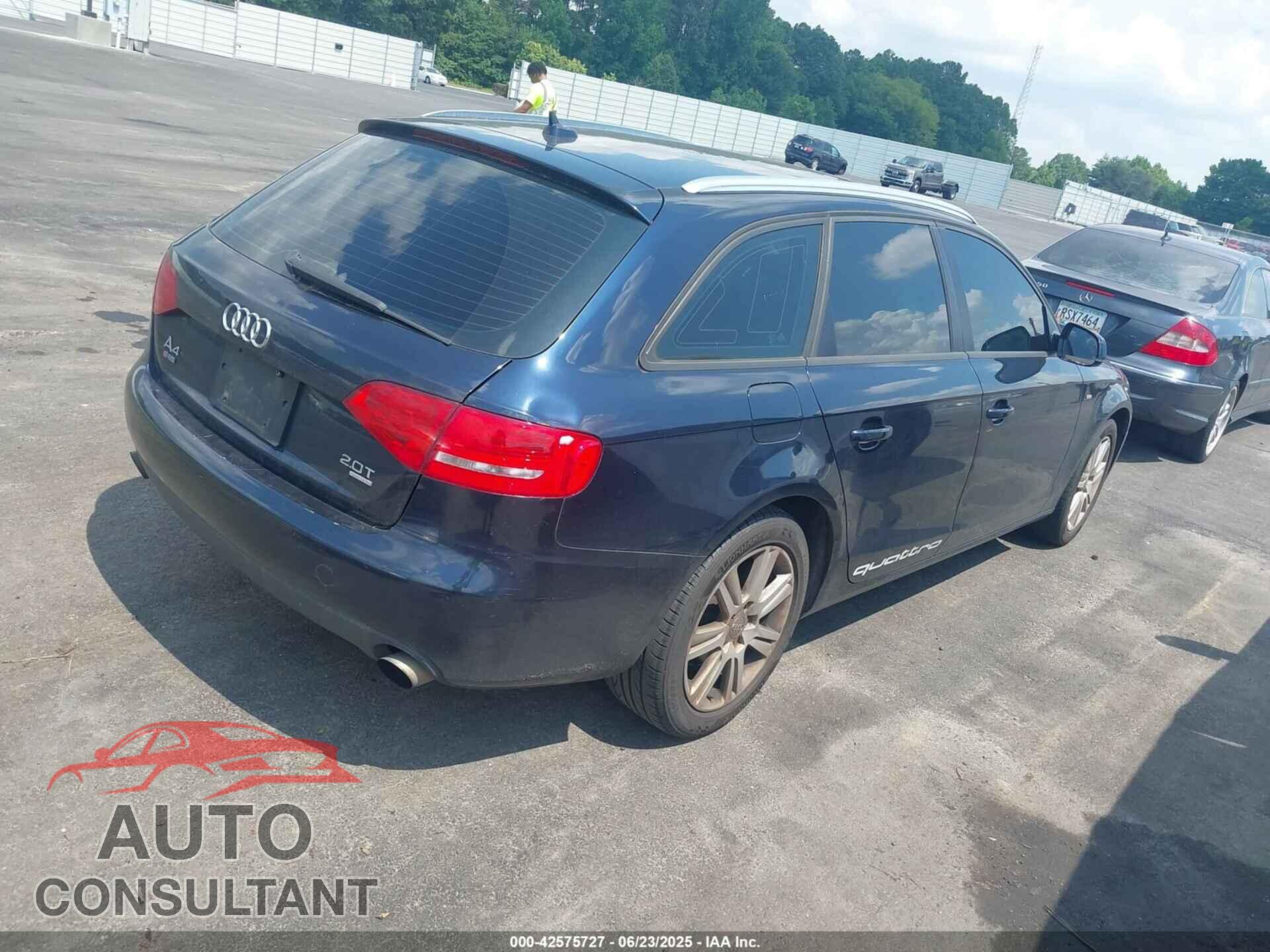 AUDI A4 2010 - WAUSFAFL0AA036018