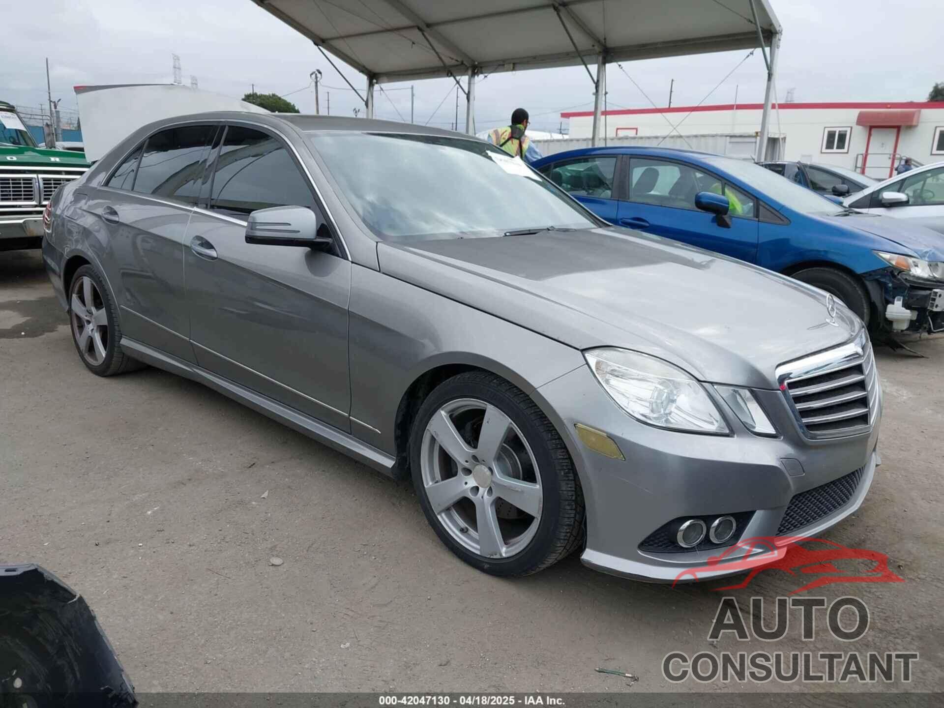 MERCEDES-BENZ E 350 2010 - WDDHF5GB3AA074343