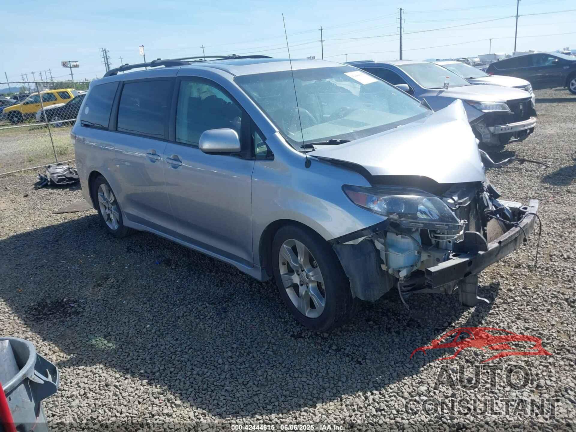 TOYOTA SIENNA 2012 - 5TDXK3DC7CS258273