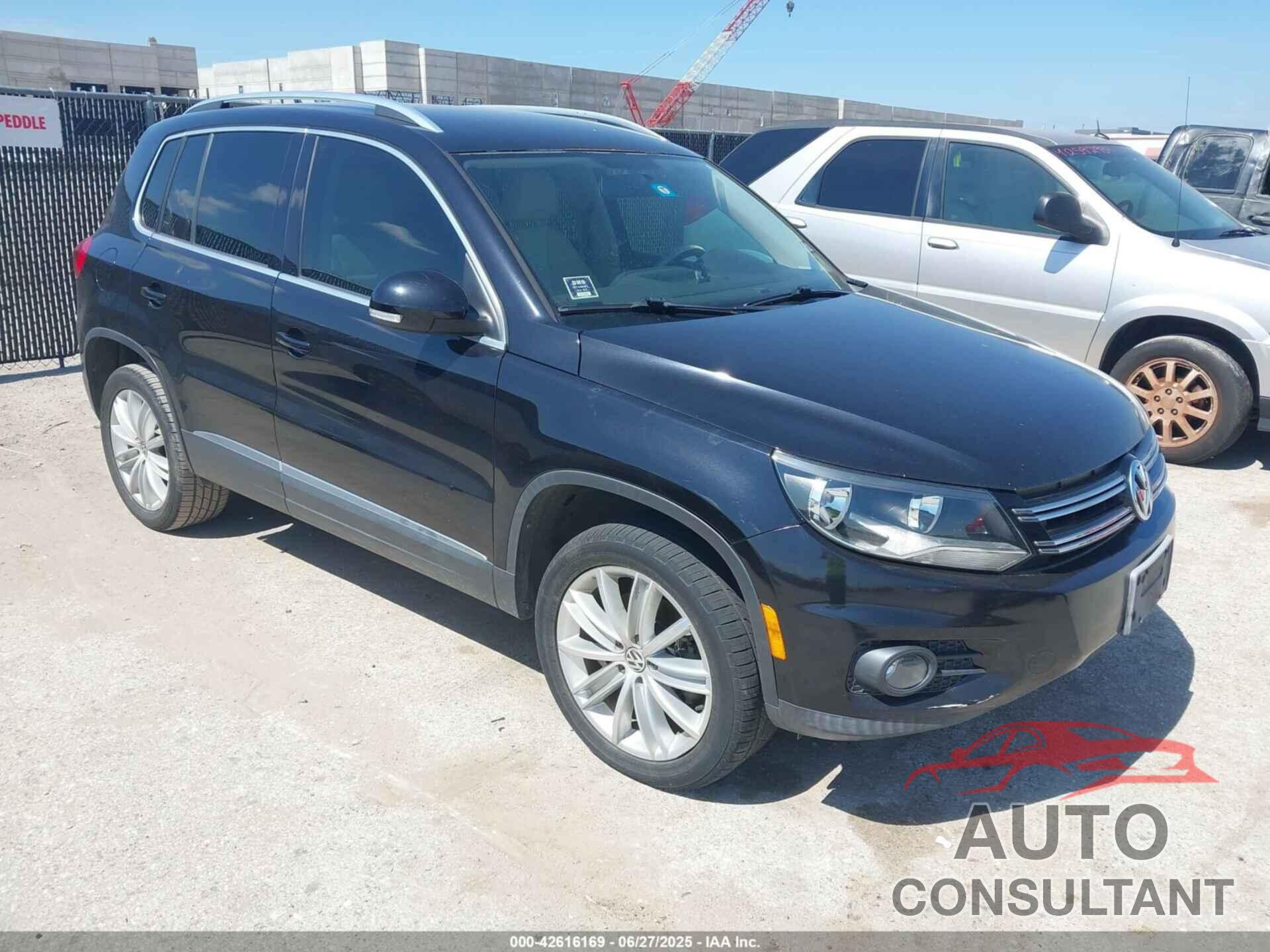 VOLKSWAGEN TIGUAN 2012 - WVGAV7AX9CW536856