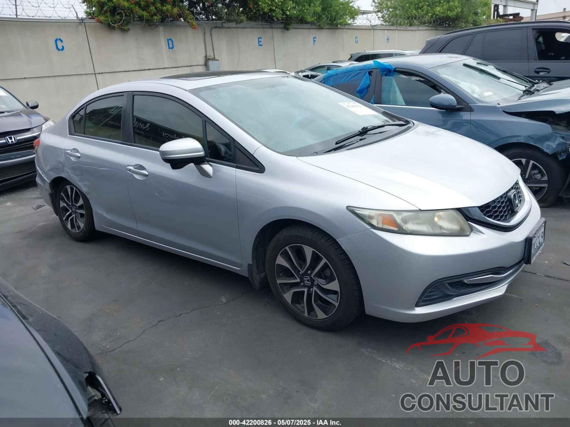 HONDA CIVIC 2015 - 2HGFB2F80FH545523