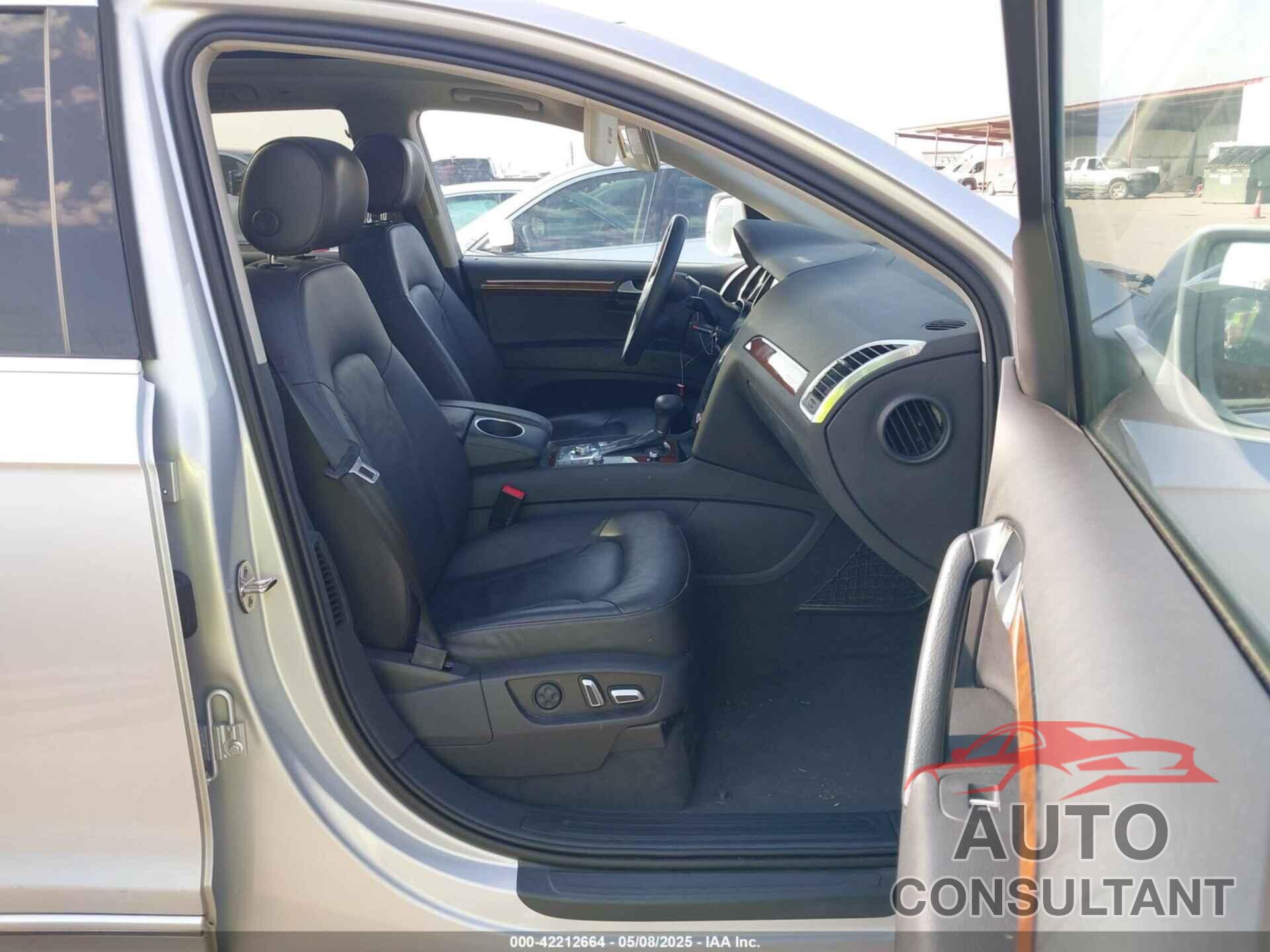 AUDI Q7 2014 - WA1LGAFE8ED007158