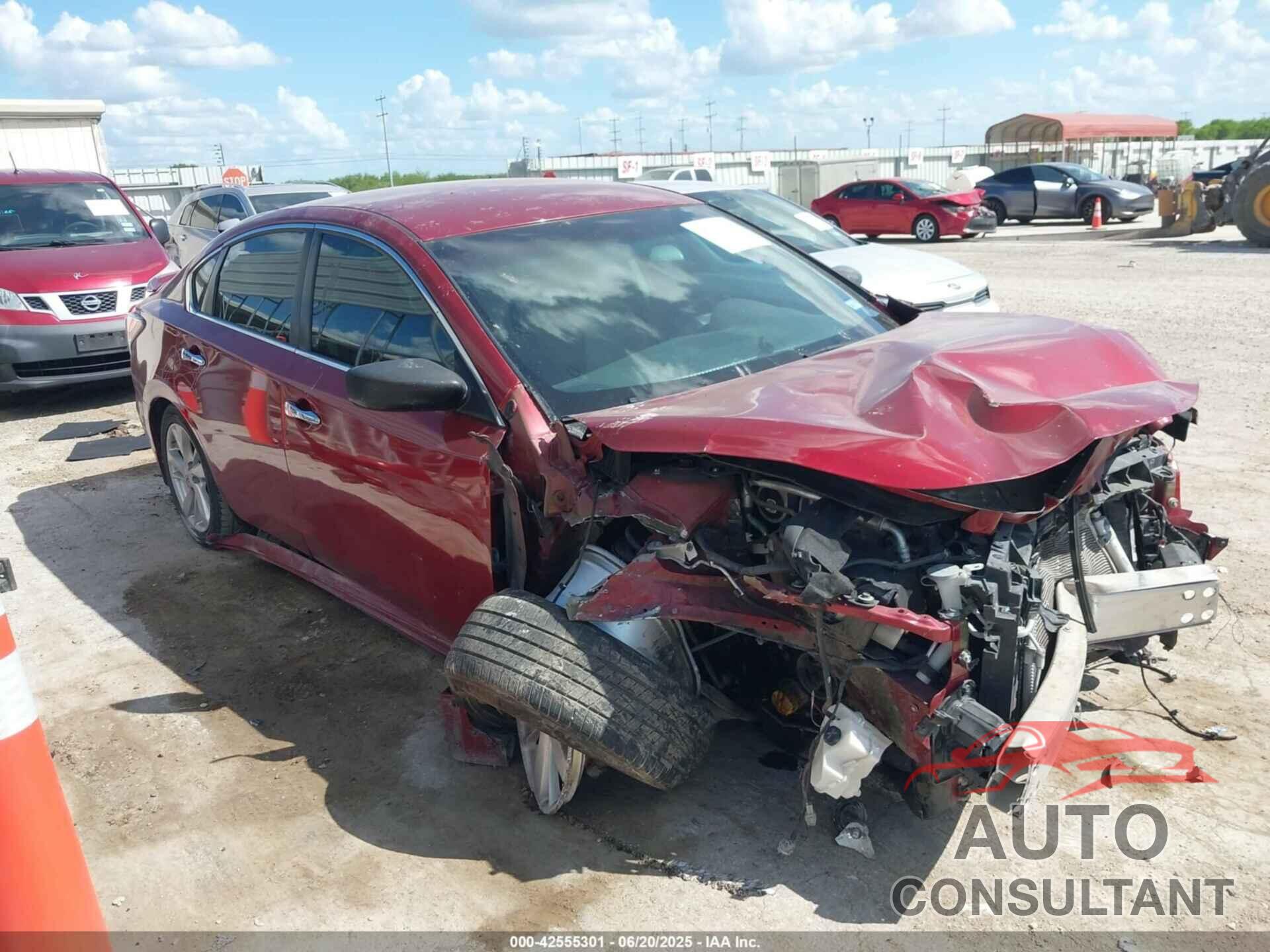 NISSAN ALTIMA 2014 - 1N4AL3AP3EN211394