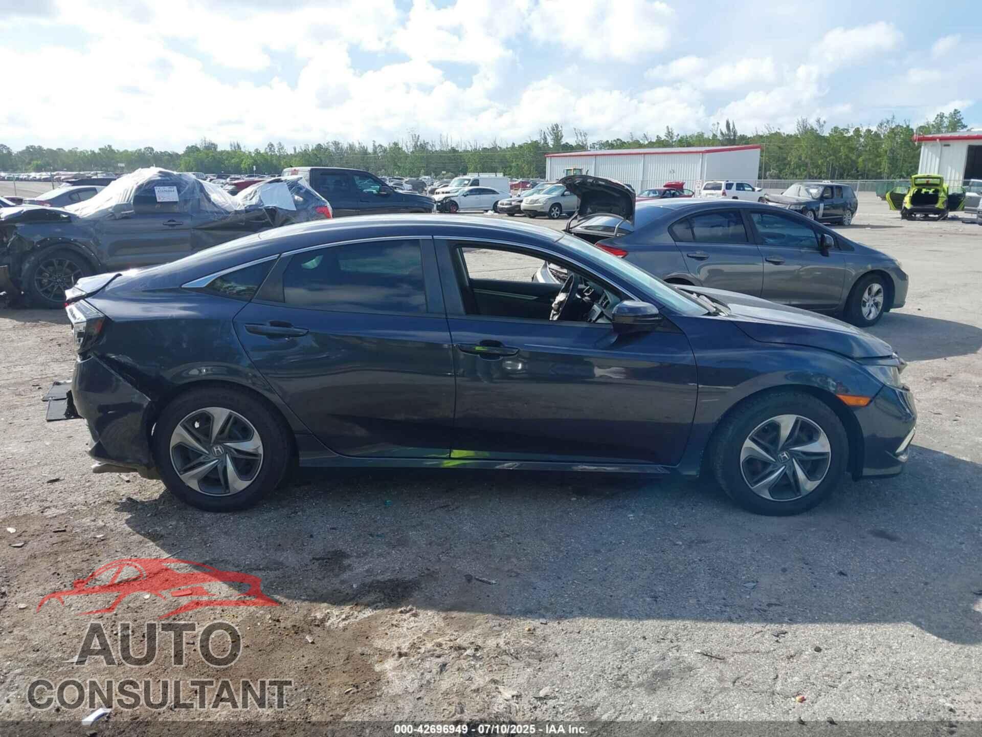 HONDA CIVIC 2019 - 2HGFC2F68KH600855