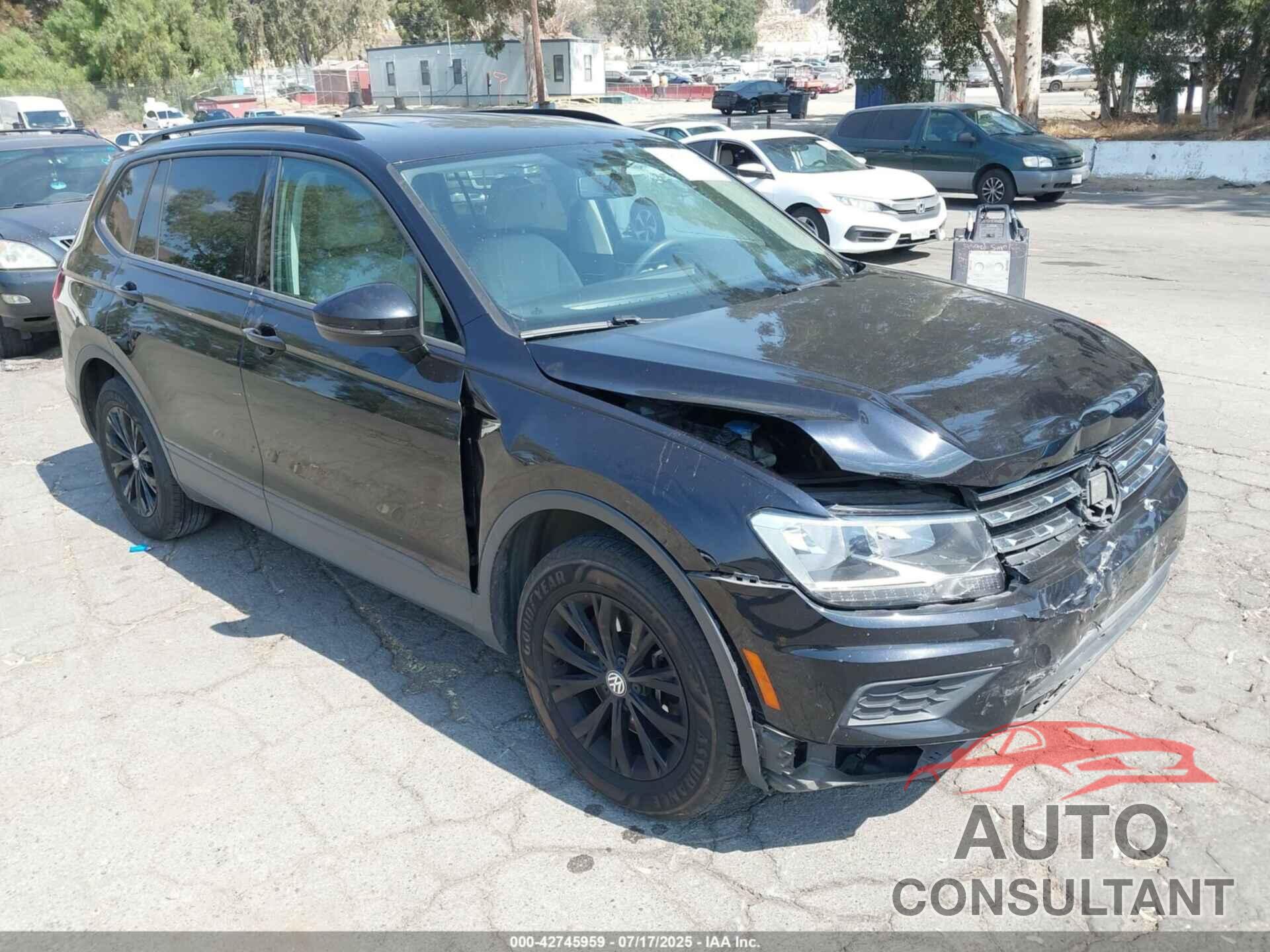 VOLKSWAGEN TIGUAN 2020 - 3VV1B7AXXLM082535