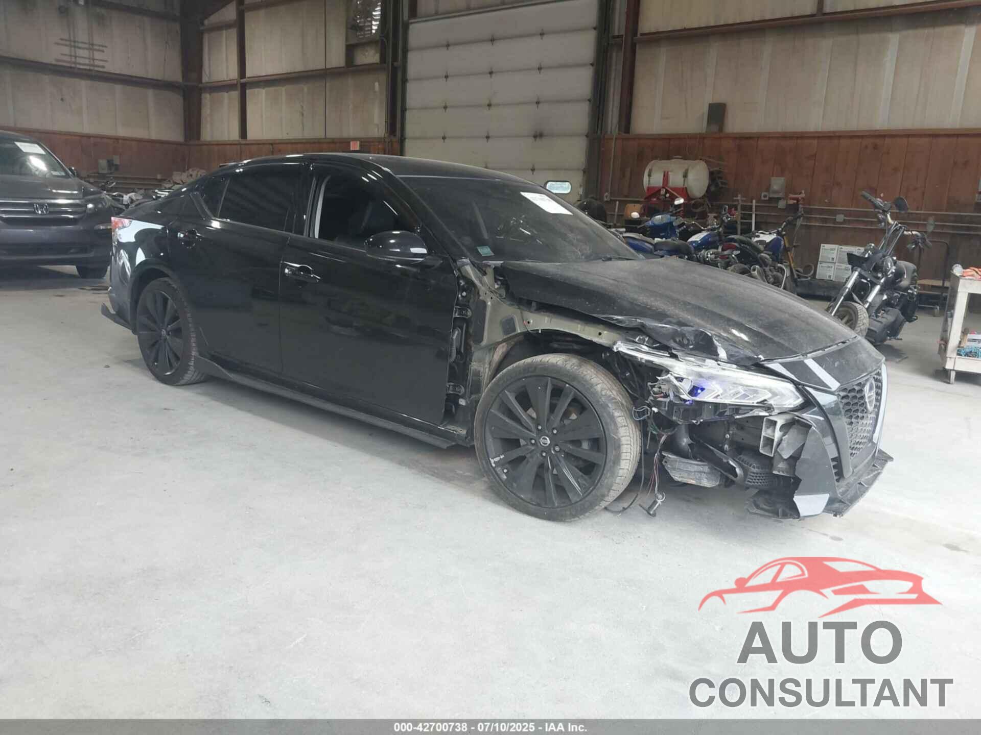 NISSAN ALTIMA 2019 - 1N4AL4FV3KC158216