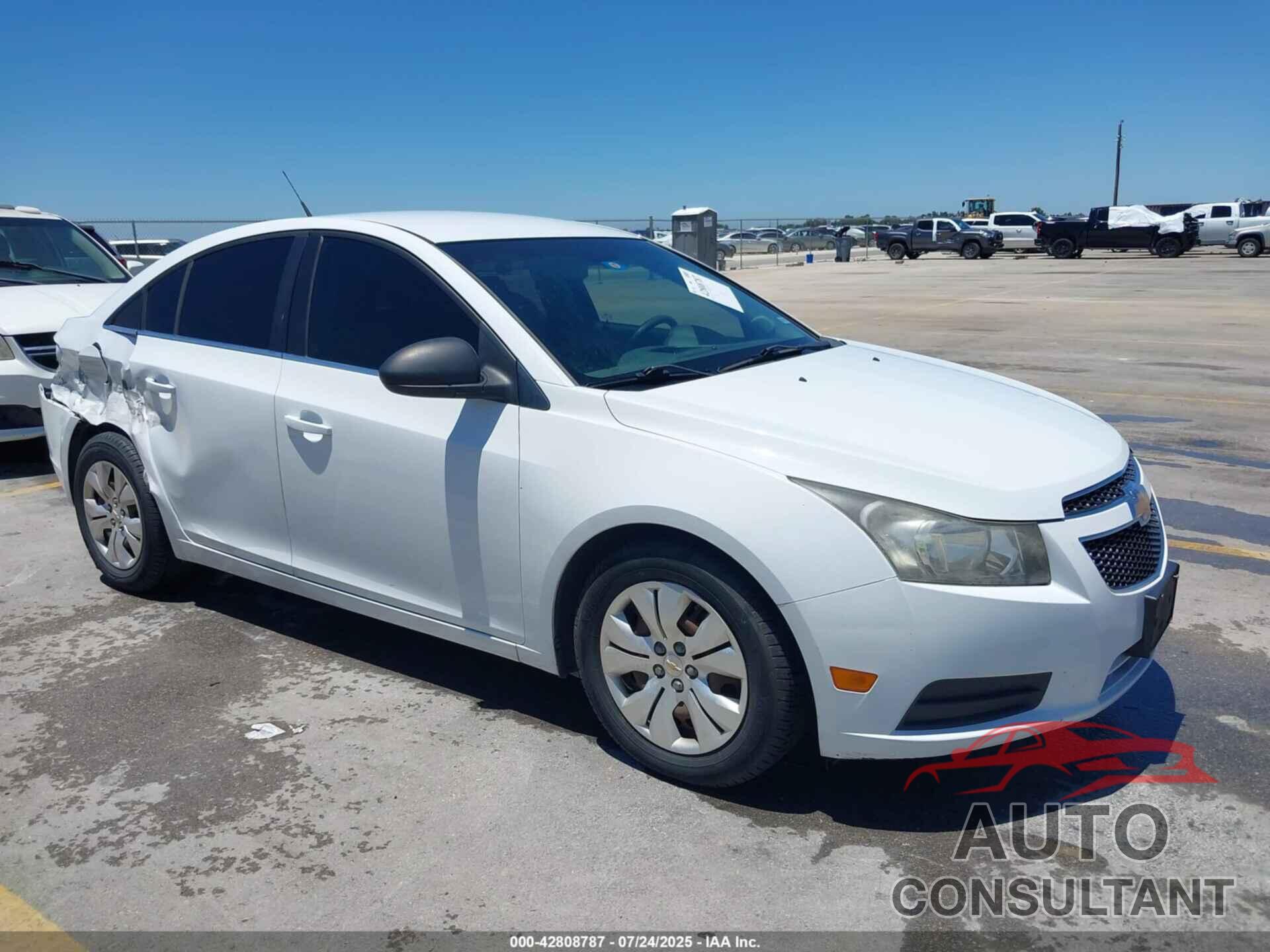 CHEVROLET CRUZE 2012 - 1G1PC5SH8C7178460