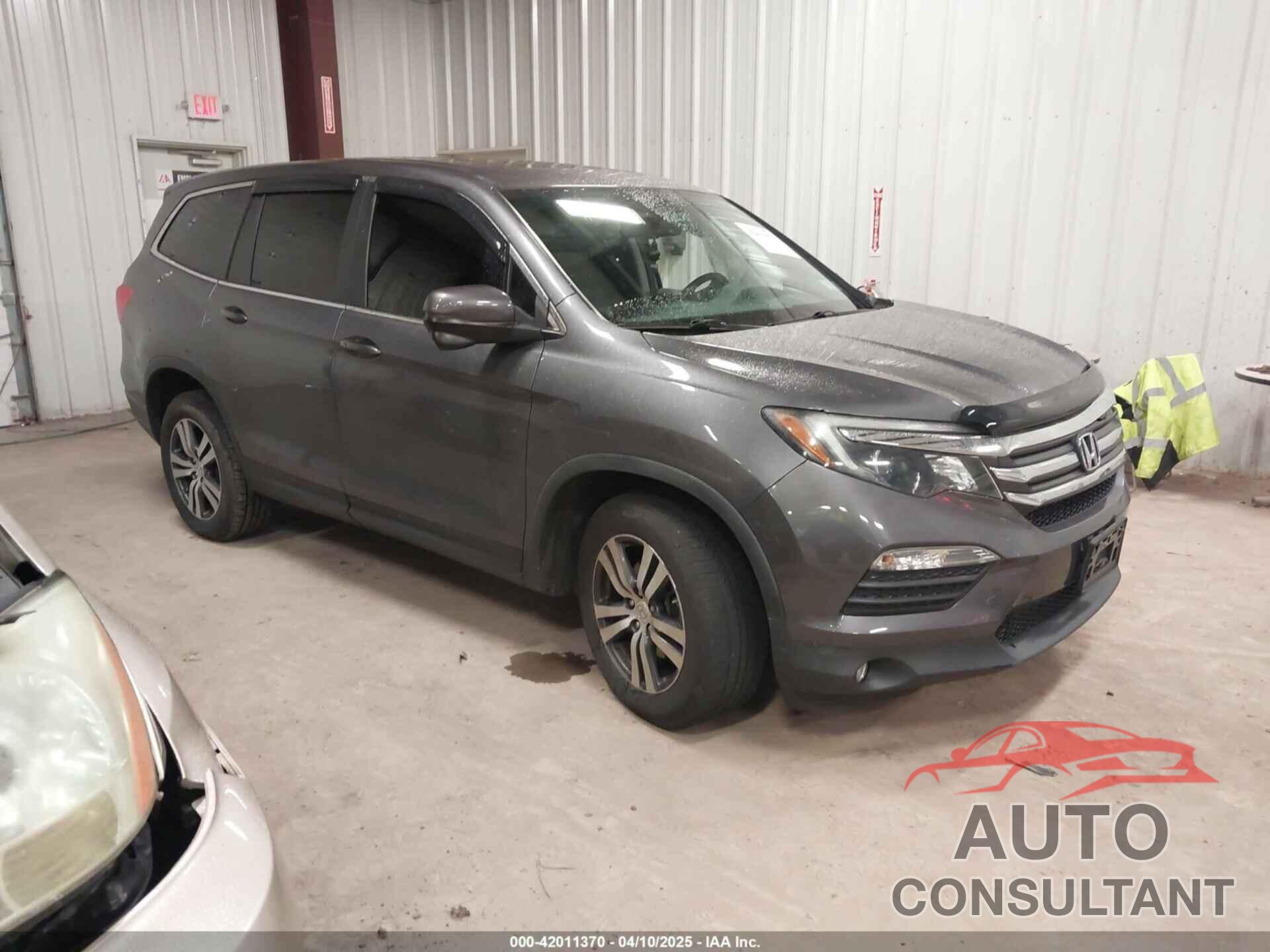 HONDA PILOT 2018 - 5FNYF6H76JB005955
