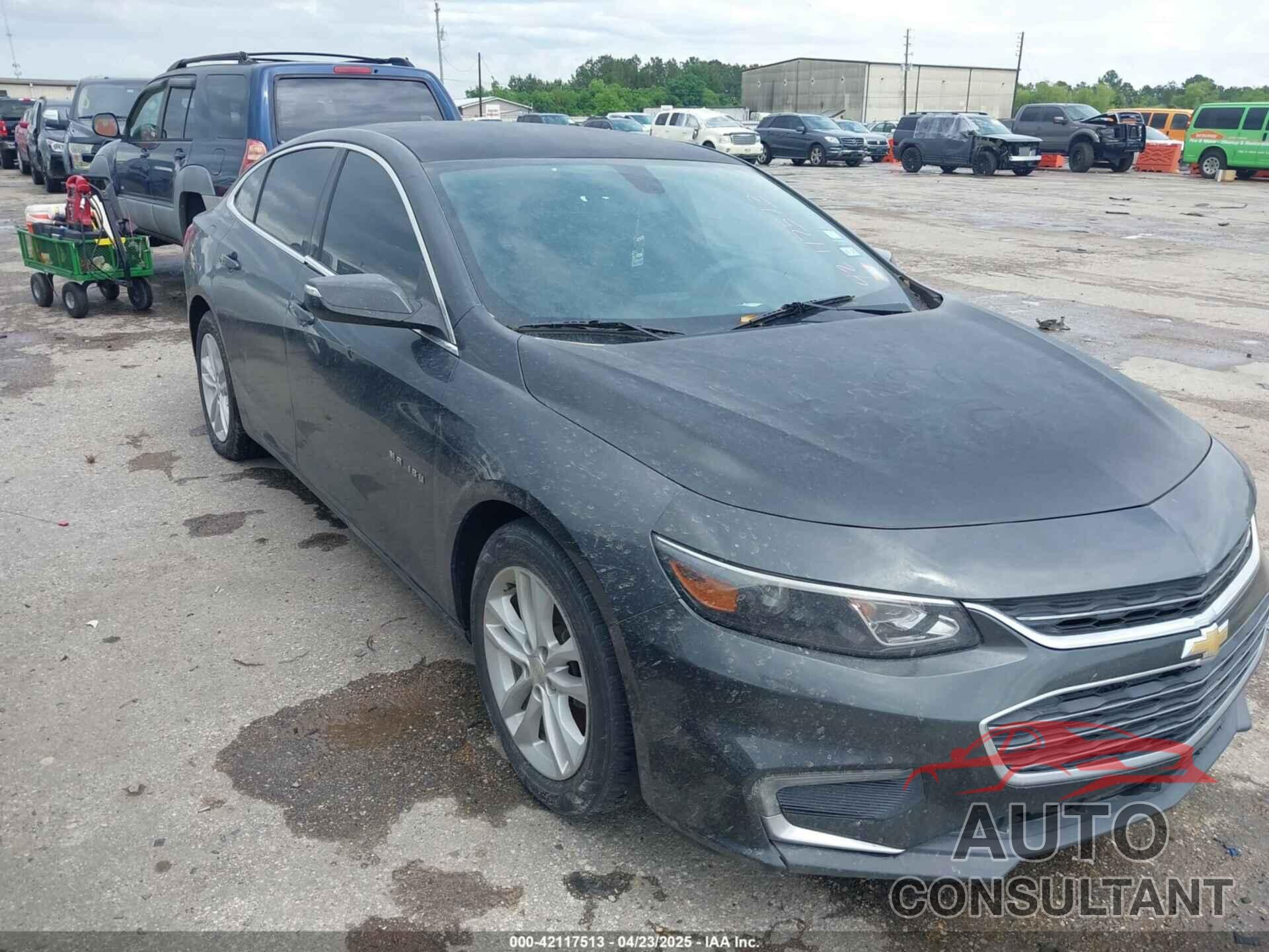 CHEVROLET MALIBU 2017 - 1G1ZE5ST1HF185089