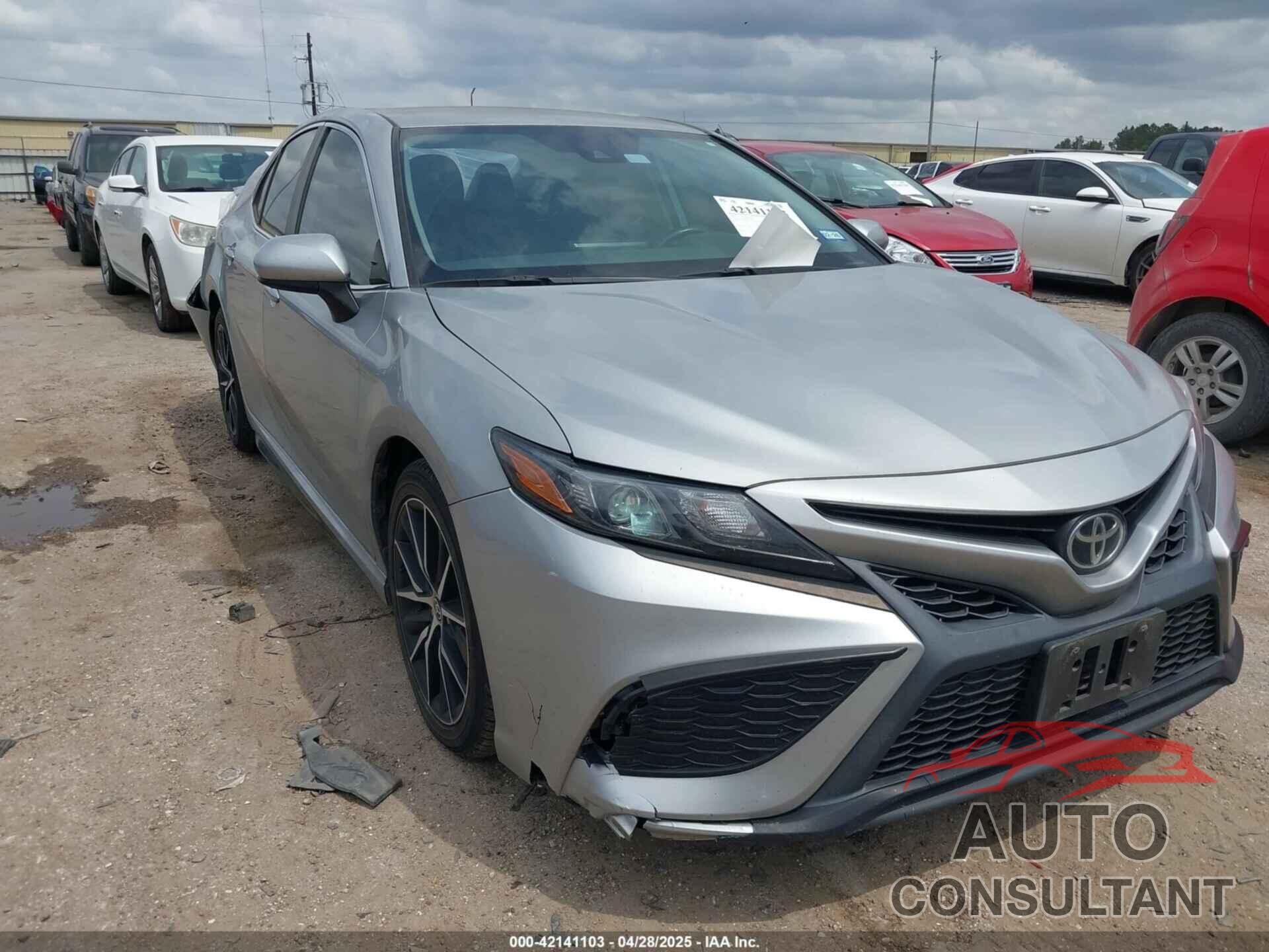 TOYOTA CAMRY 2021 - 4T1G11AK6MU422432