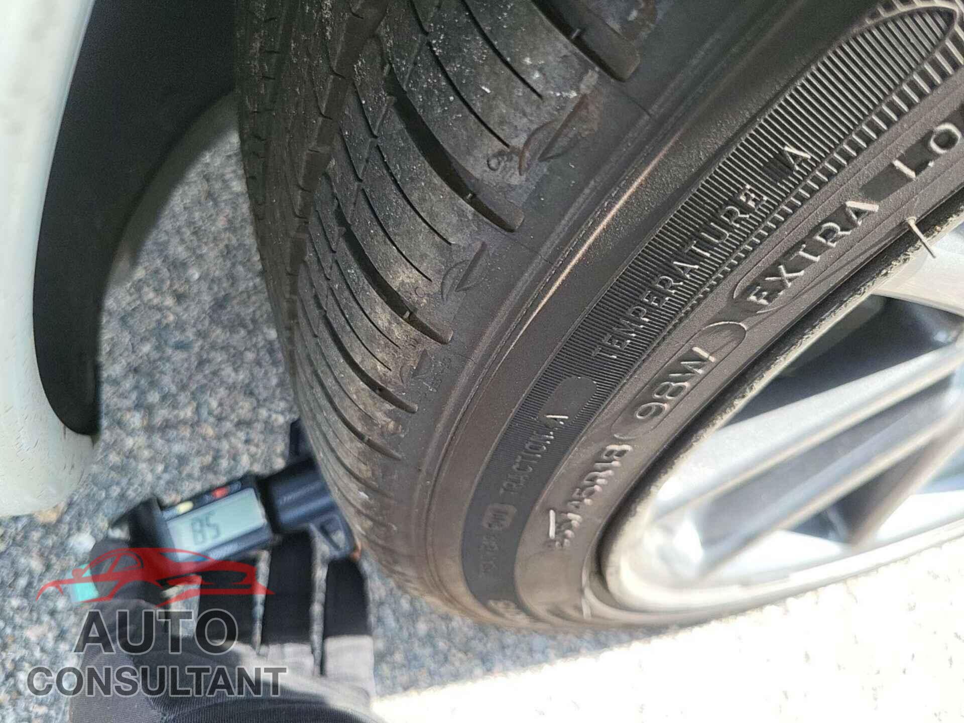 TESLA MODEL 3 2020 - 5YJ3E1EB0LF637281