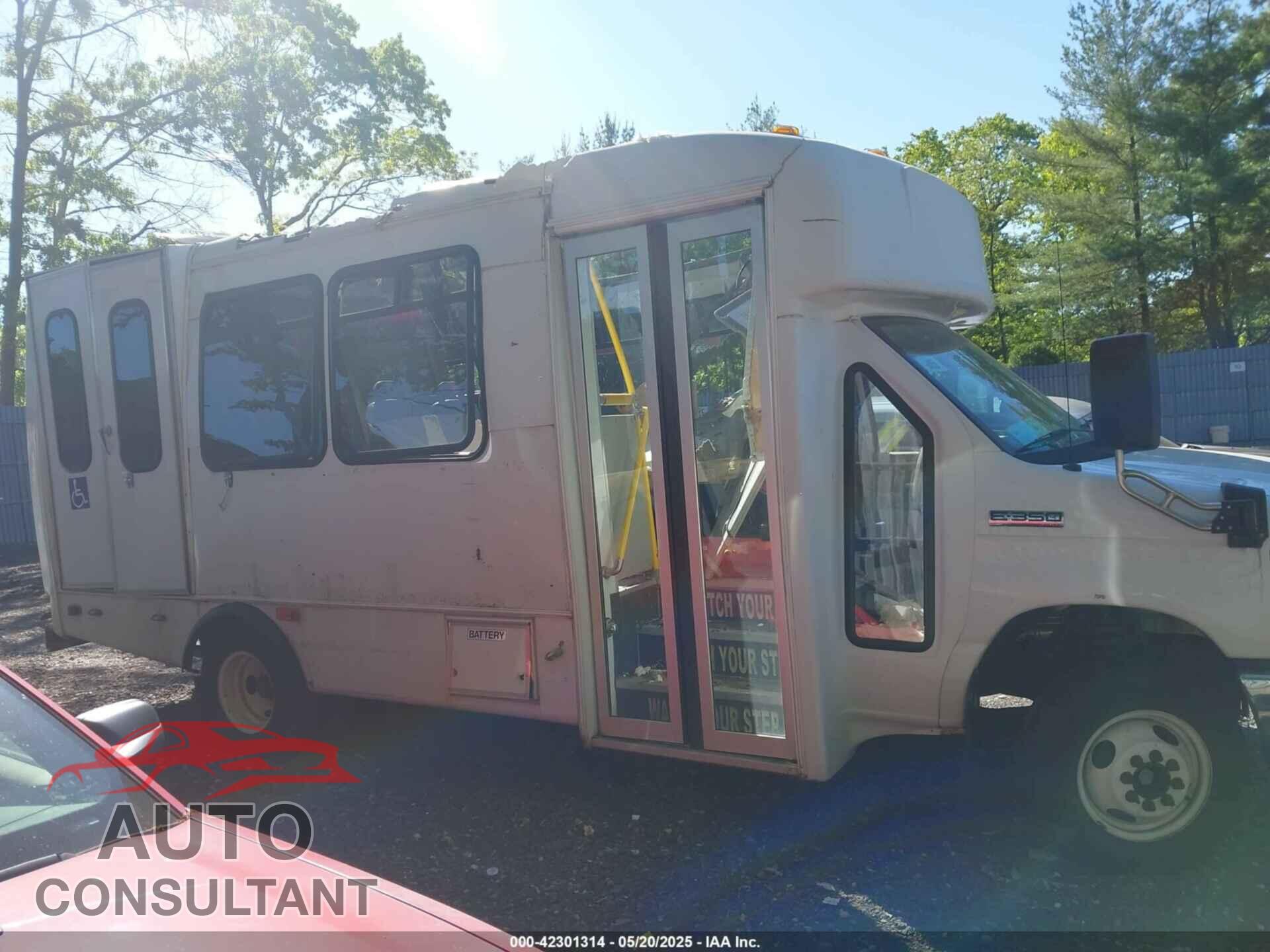 FORD ECONOLINE 2017 - 1FDEE3FS0HDC57225