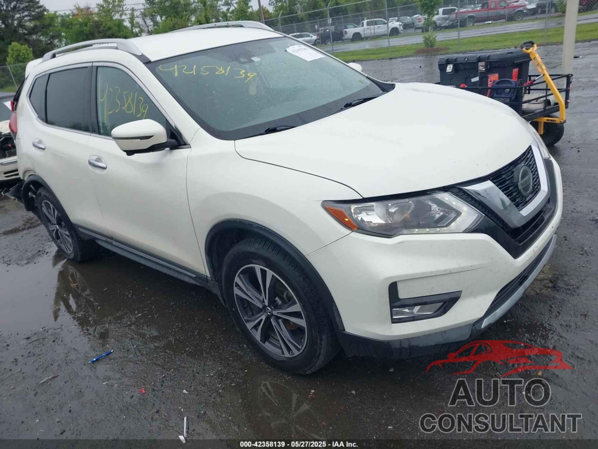 NISSAN ROGUE 2018 - JN8AT2MV7JW322151