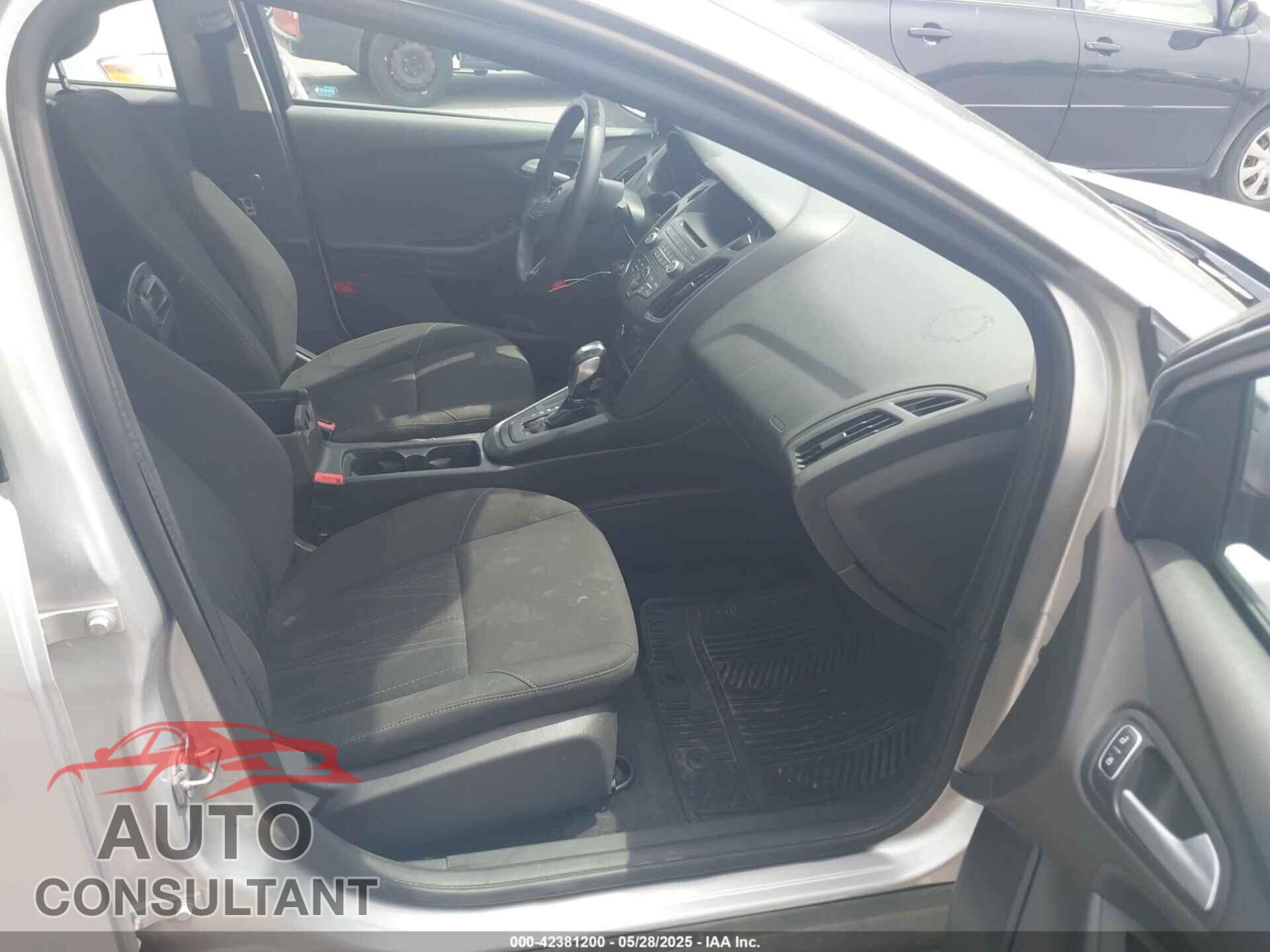 FORD FOCUS 2016 - 1FADP3F29GL294410