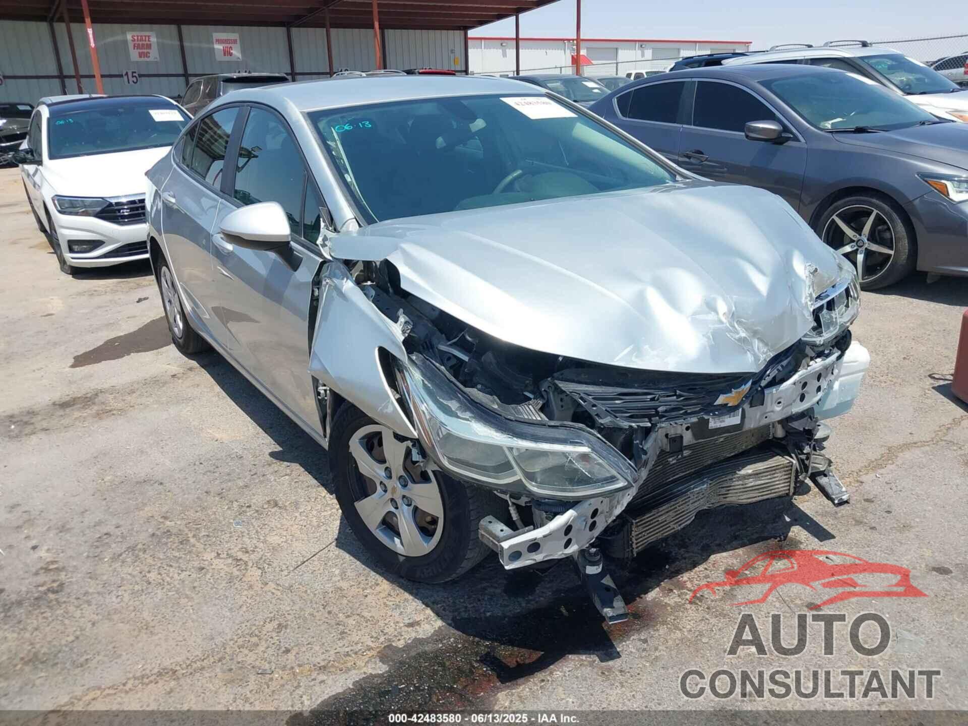 CHEVROLET CRUZE 2018 - 1G1BC5SM2J7176840