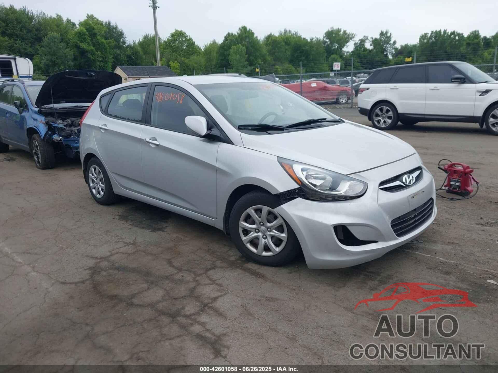 HYUNDAI ACCENT 2013 - KMHCT5AE3DU083882