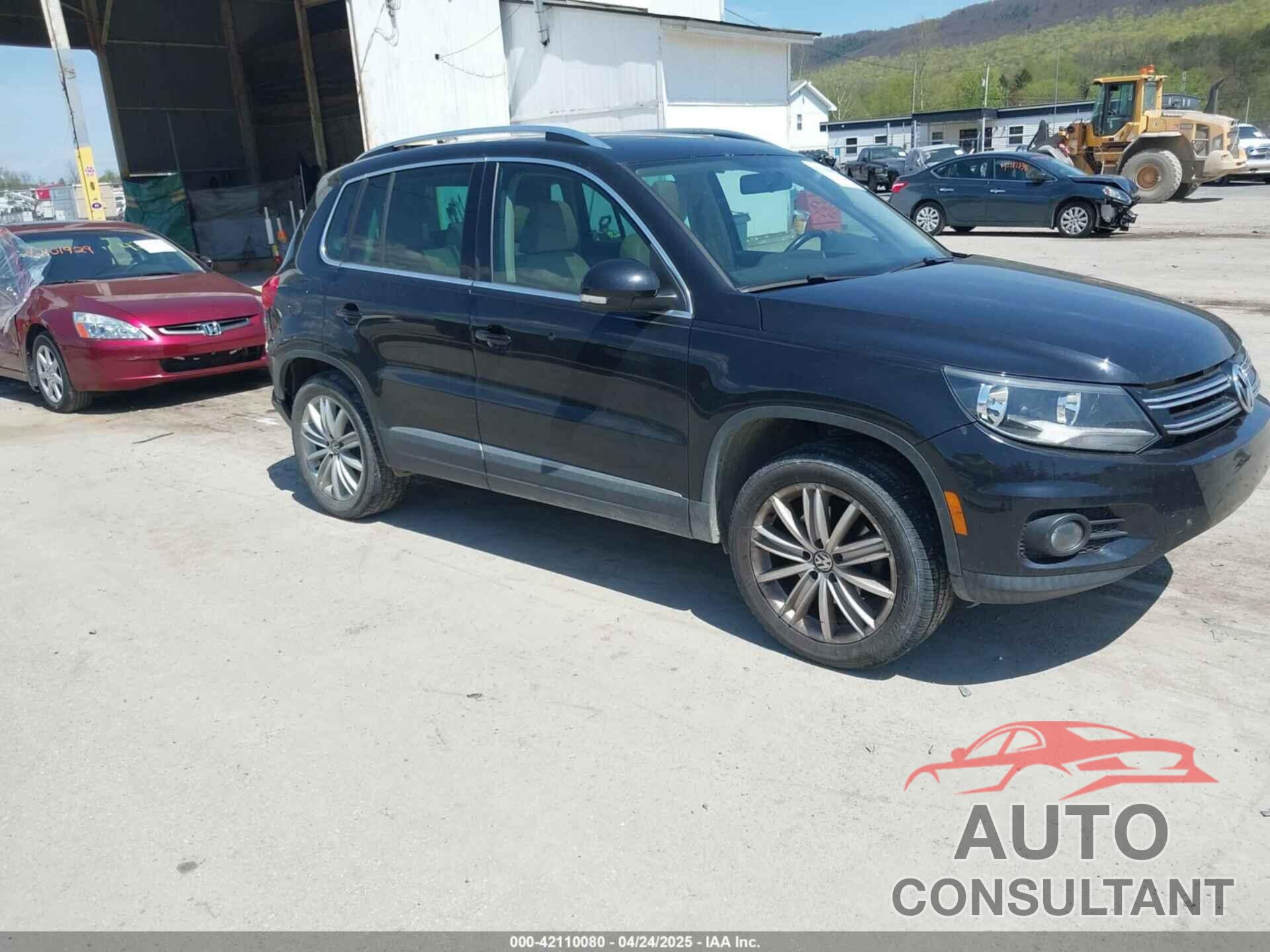 VOLKSWAGEN TIGUAN 2014 - WVGBV3AX9EW564219