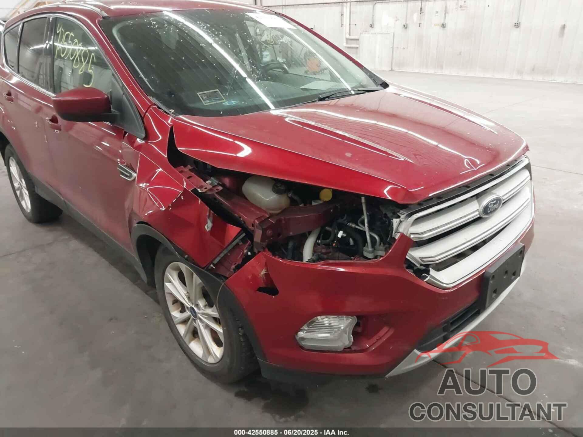 FORD ESCAPE 2017 - 1FMCU9GD0HUD17968