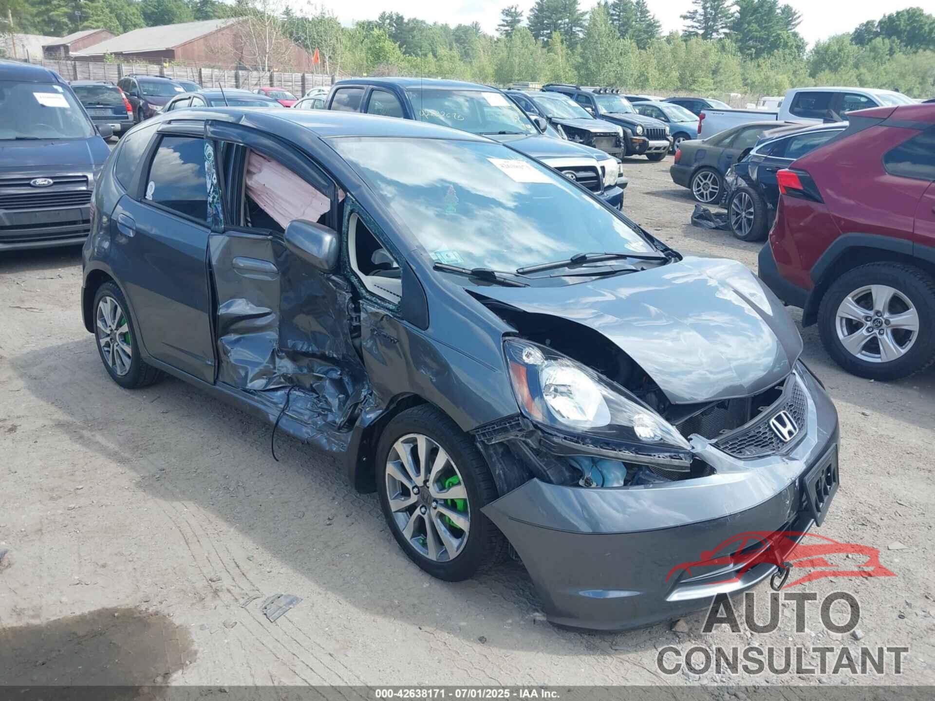 HONDA FIT 2013 - JHMGE8H37DC020052