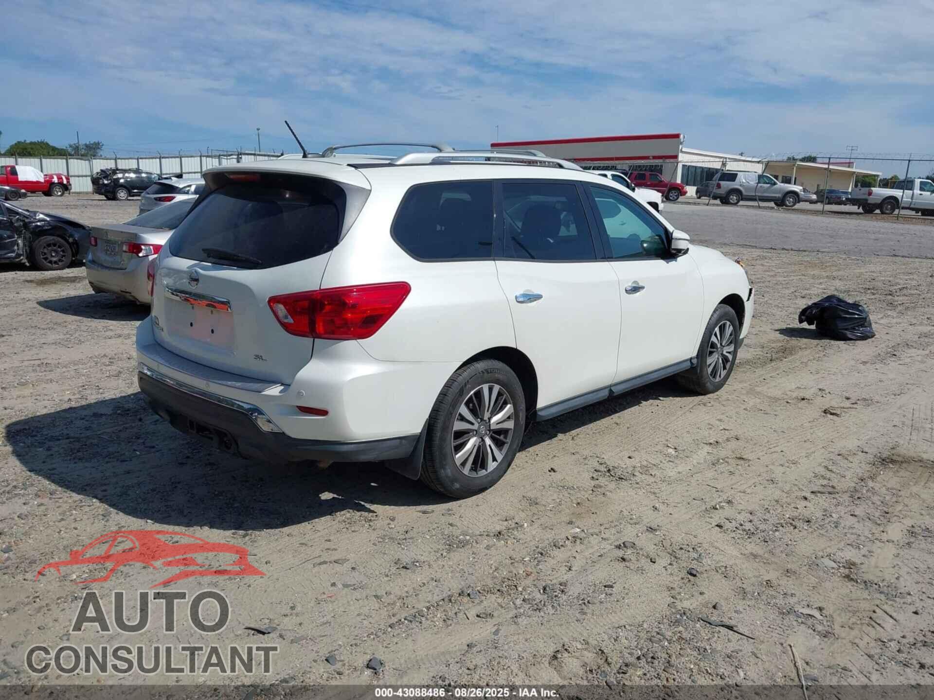 NISSAN PATHFINDER 2017 - 5N1DR2MN0HC908933