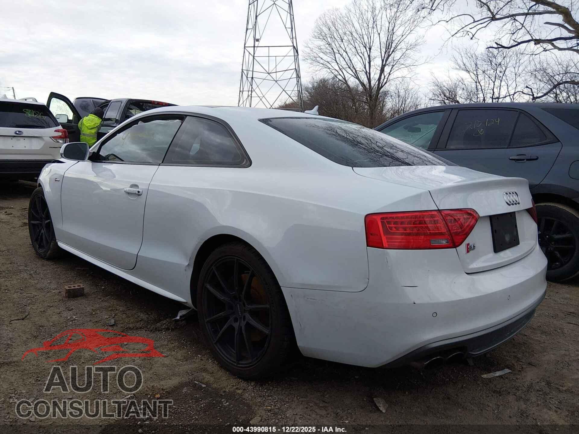 AUDI S5 2014 - WAUCGAFR5EA018755