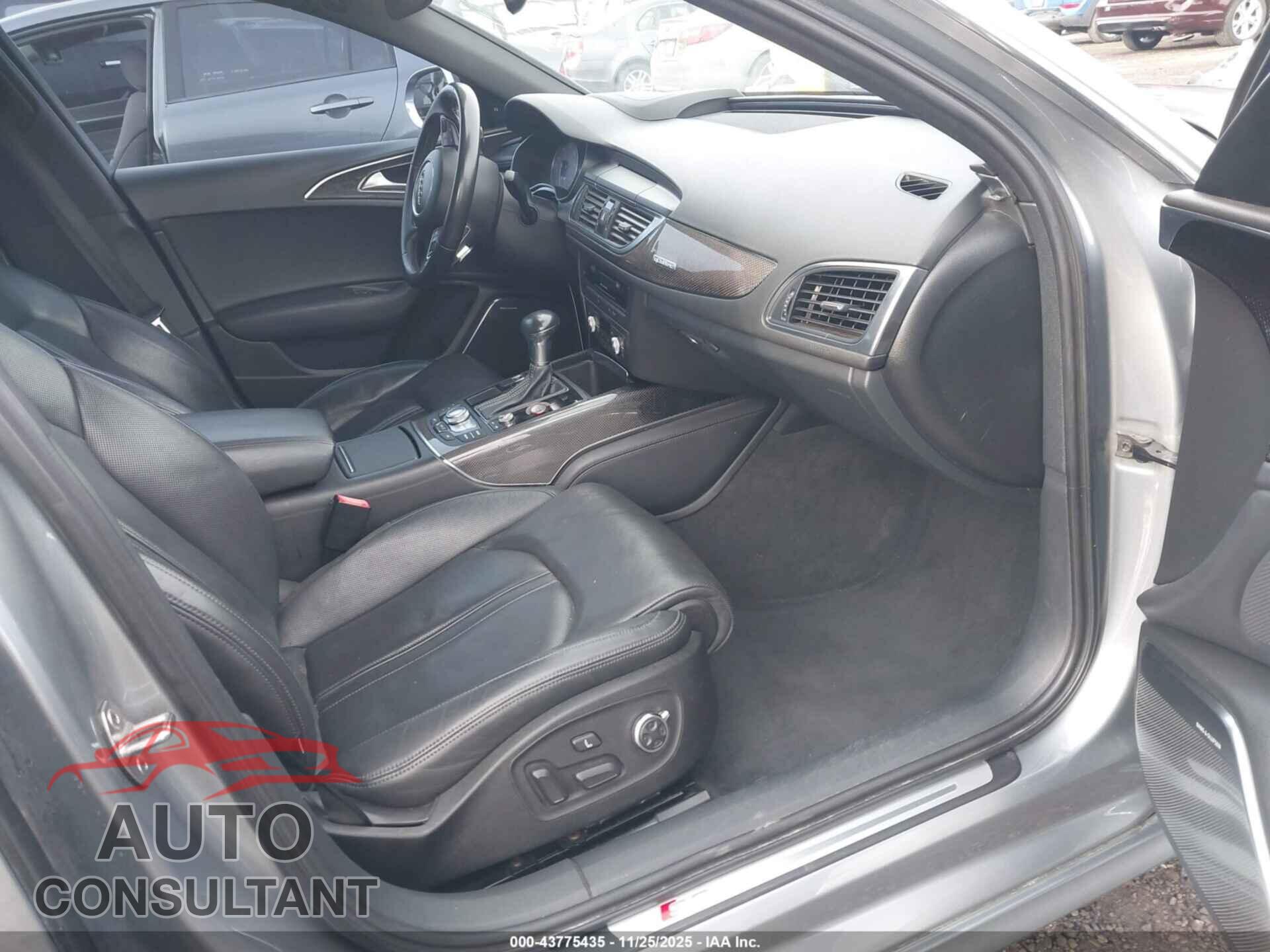 AUDI S6 2013 - WAUJ2BFC2DN060945