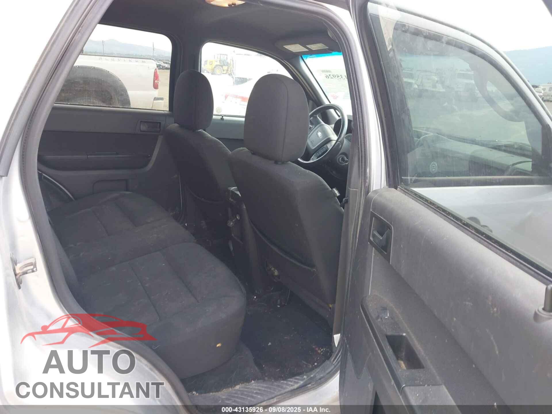 FORD ESCAPE 2010 - 1FMCU9D71AKB10148